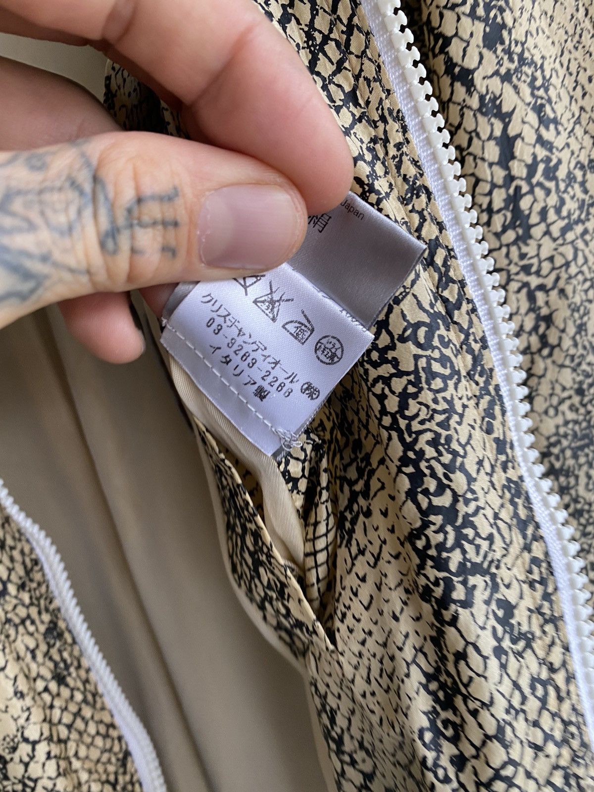 Dior × Hedi Slimane Dior Homme SS06 Runway Look #51 Python Print SILK Jacket Size US S / EU 44-46 / 1 - 10 Thumbnail