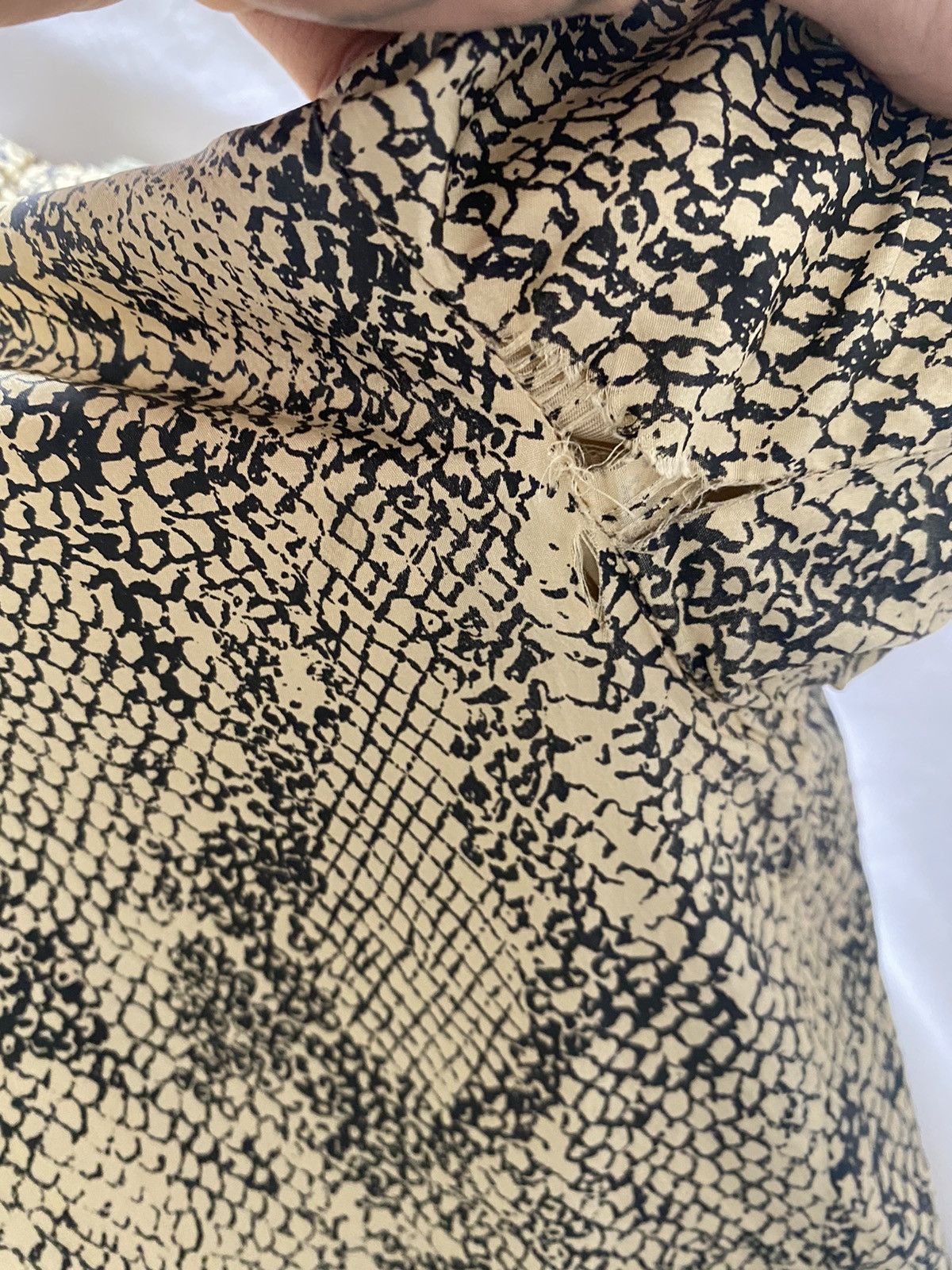 Dior × Hedi Slimane Dior Homme SS06 Runway Look #51 Python Print SILK Jacket Size US S / EU 44-46 / 1 - 18 Thumbnail