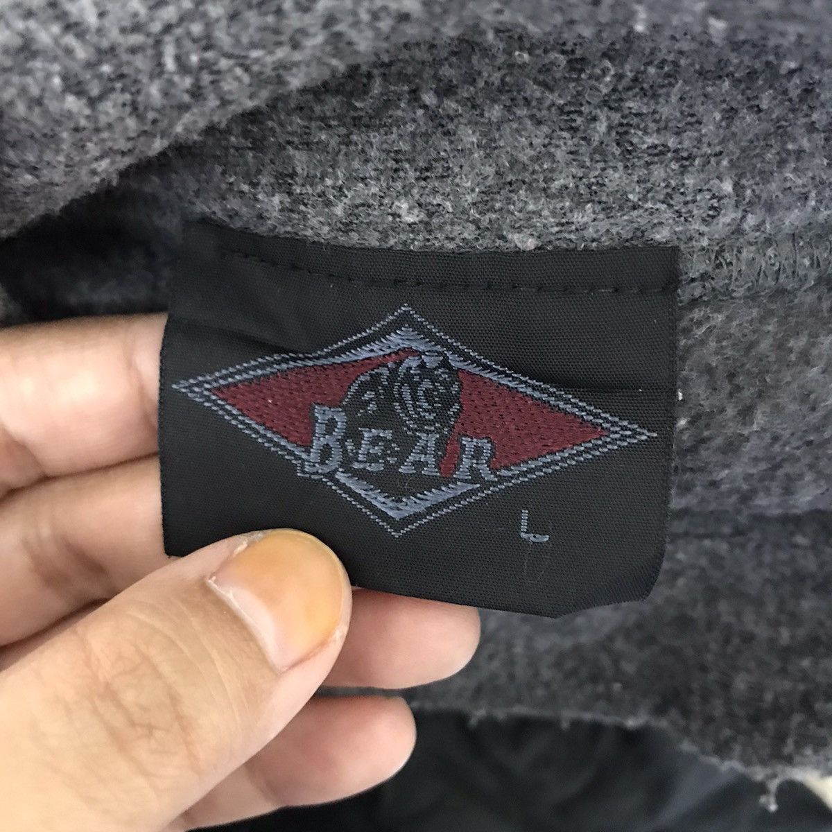 Vintage Vintage BEAR SURF BOARD Fleece Grey Sweatshirt Size US L / EU 52-54 / 3 - 5 Thumbnail