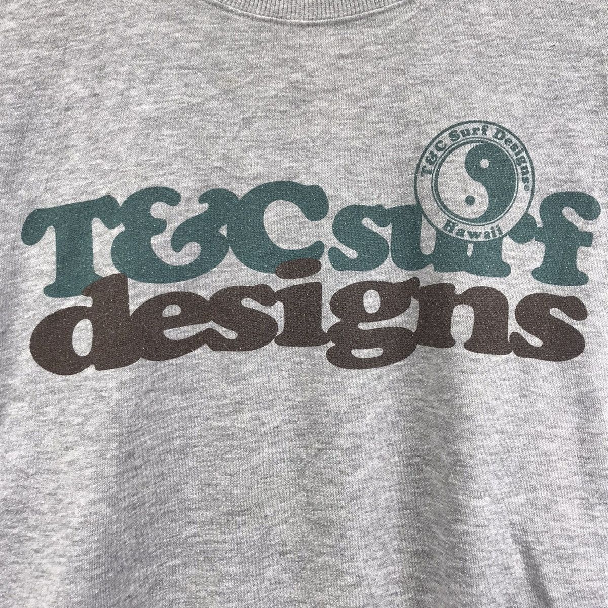 Vintage T&C Surf Design Hawaii USA SURFWEAR Surfing Grey Sweatshirt Size US L / EU 52-54 / 3 - 5 Thumbnail