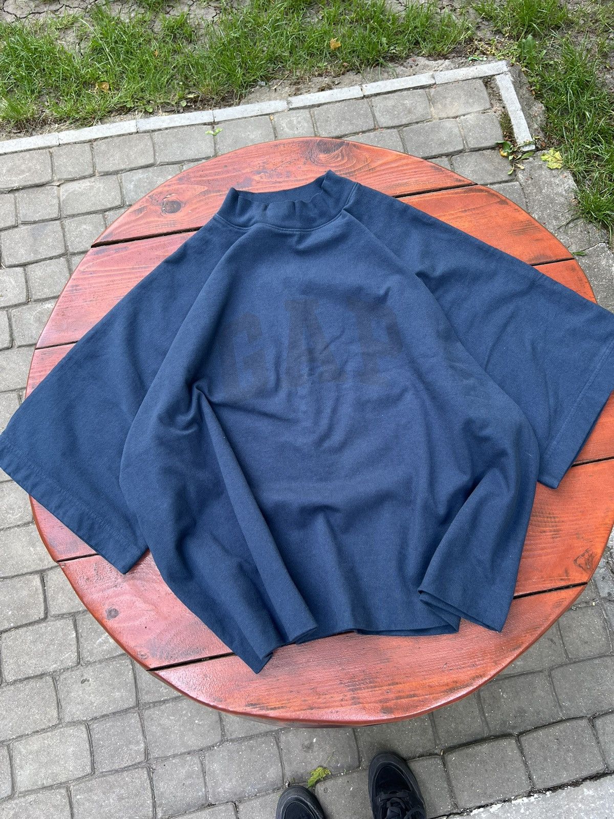 Gap × Kanye West NWT Yeezy Gap Dove Cropped Tee XS Size US XS / EU 42 / 0 - 2 Thumbnail