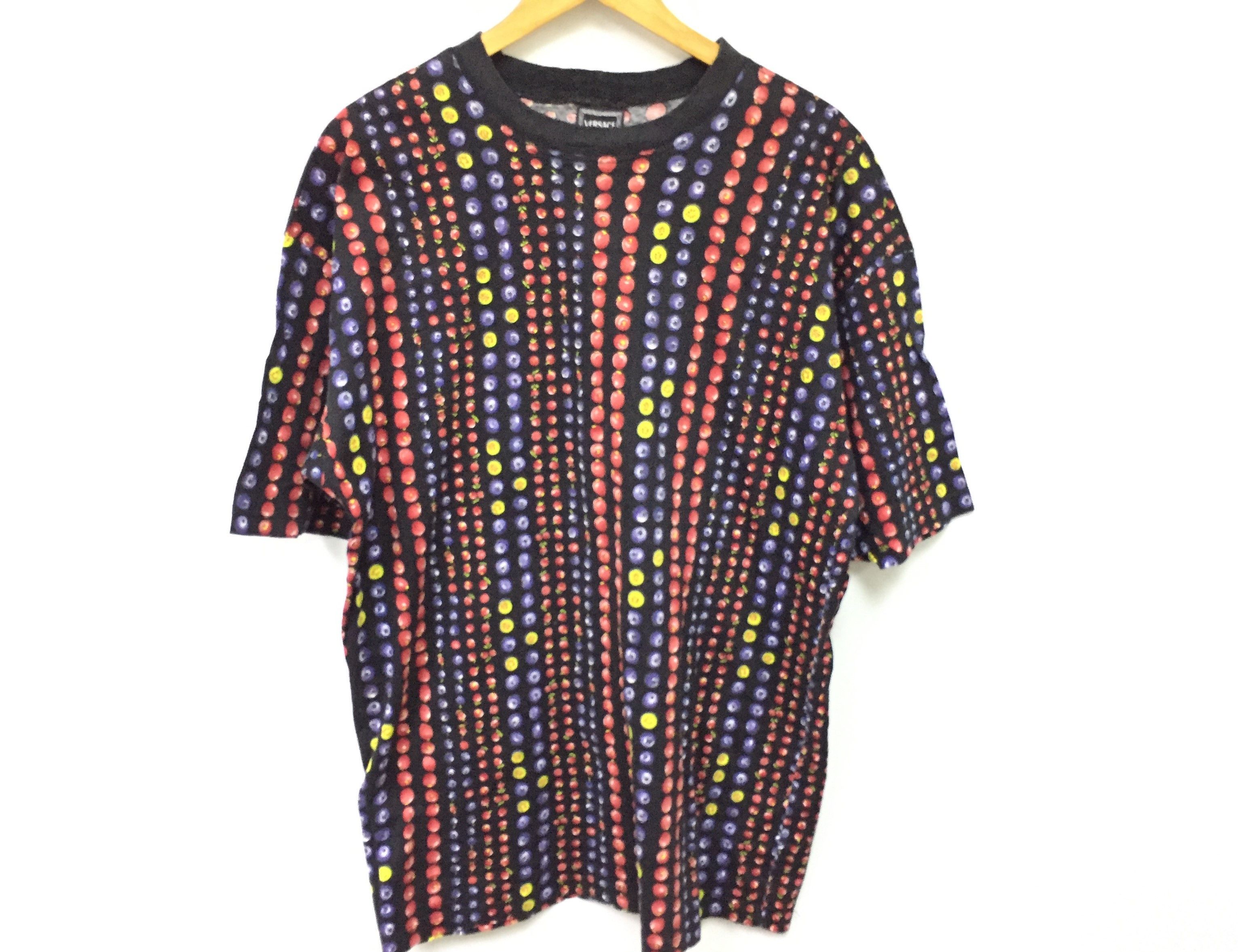 Versace Jeans Couture 90's VERSACE Fruit Full Print tee Size US XL / EU 56 / 4 - 2 Thumbnail