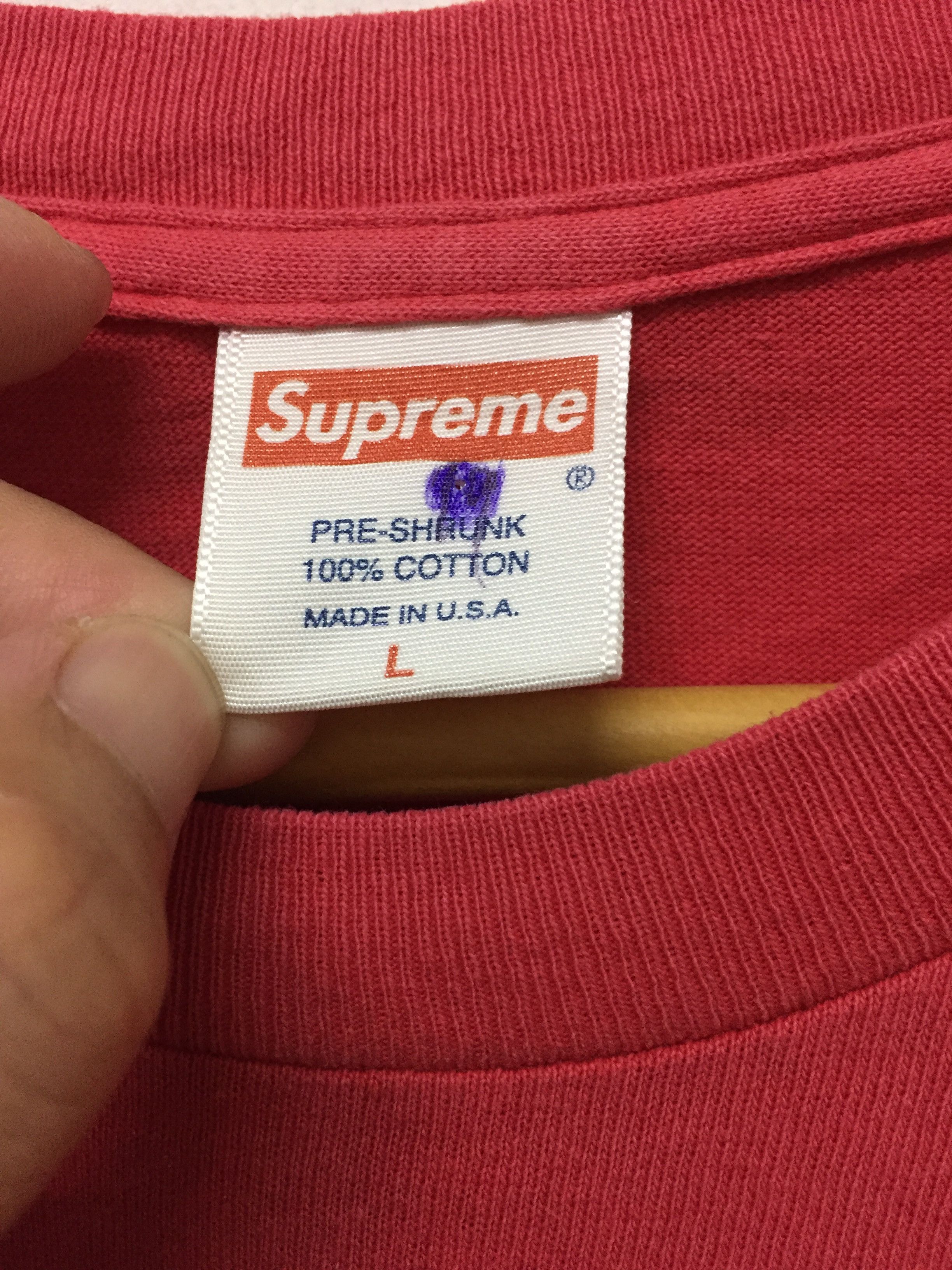 Supreme 2001 Supreme Te Cojo Te Mojo Red Spanish Supremo OG Size US L / EU 52-54 / 3 - 7 Thumbnail