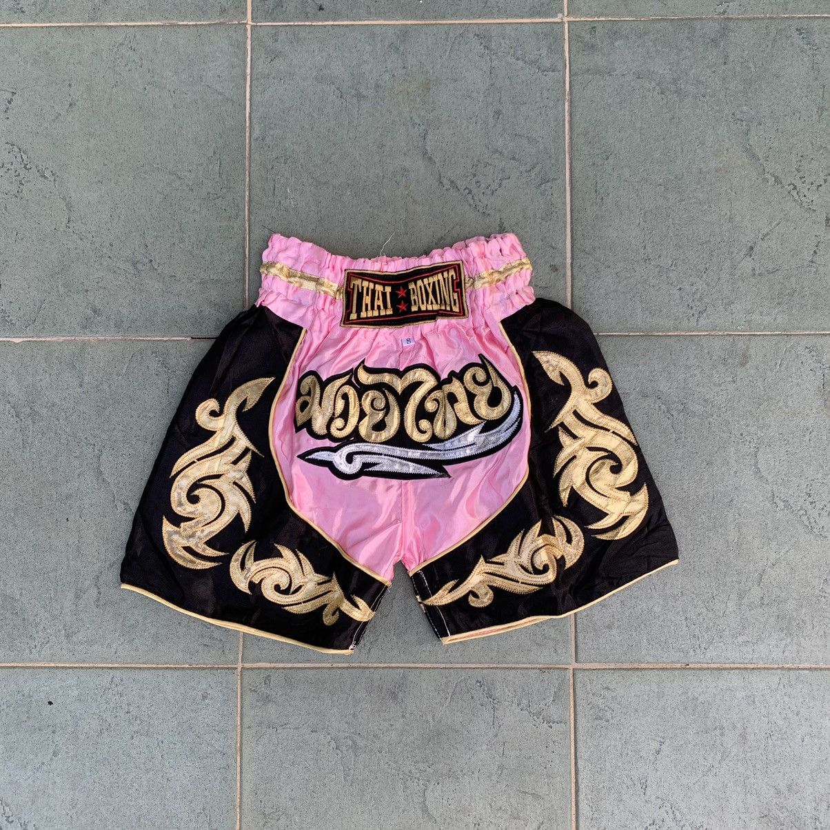 Japanese Brand MUAY THAI BOXING SHORT PANTS STEETWEAR CORE FASHION Size US 26 / EU 42 - 1 Thumbnail