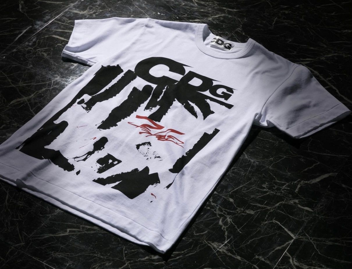 CDG by Comme des Garcons CDG Futura T-SHIRT COMME des GARCONS Size US XL / EU 56 / 4 - 2 Thumbnail