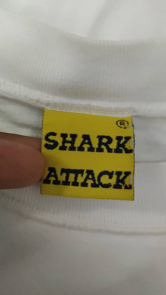 Cartoon Network ❎ Tintin in America Shark Attack Backhit Print Size US XL / EU 56 / 4 - 7 Thumbnail