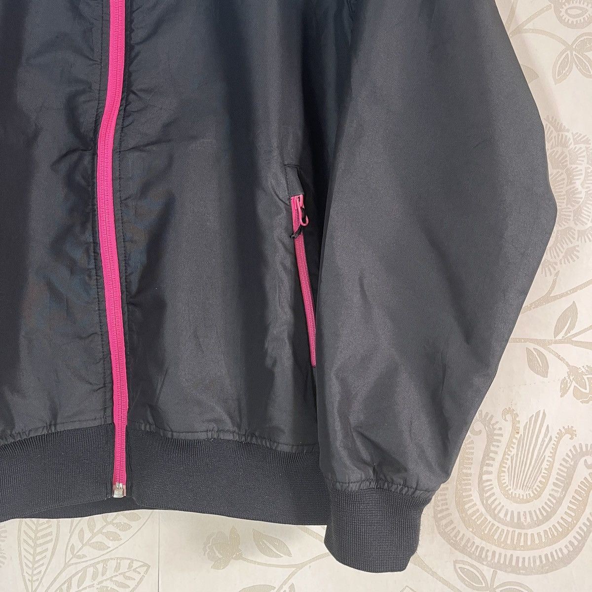 Stussy × Vintage Rare Stussy Japan Windbreaker Hoodie Waterproof Two Tones Size US M / EU 48-50 / 2 - 10 Thumbnail