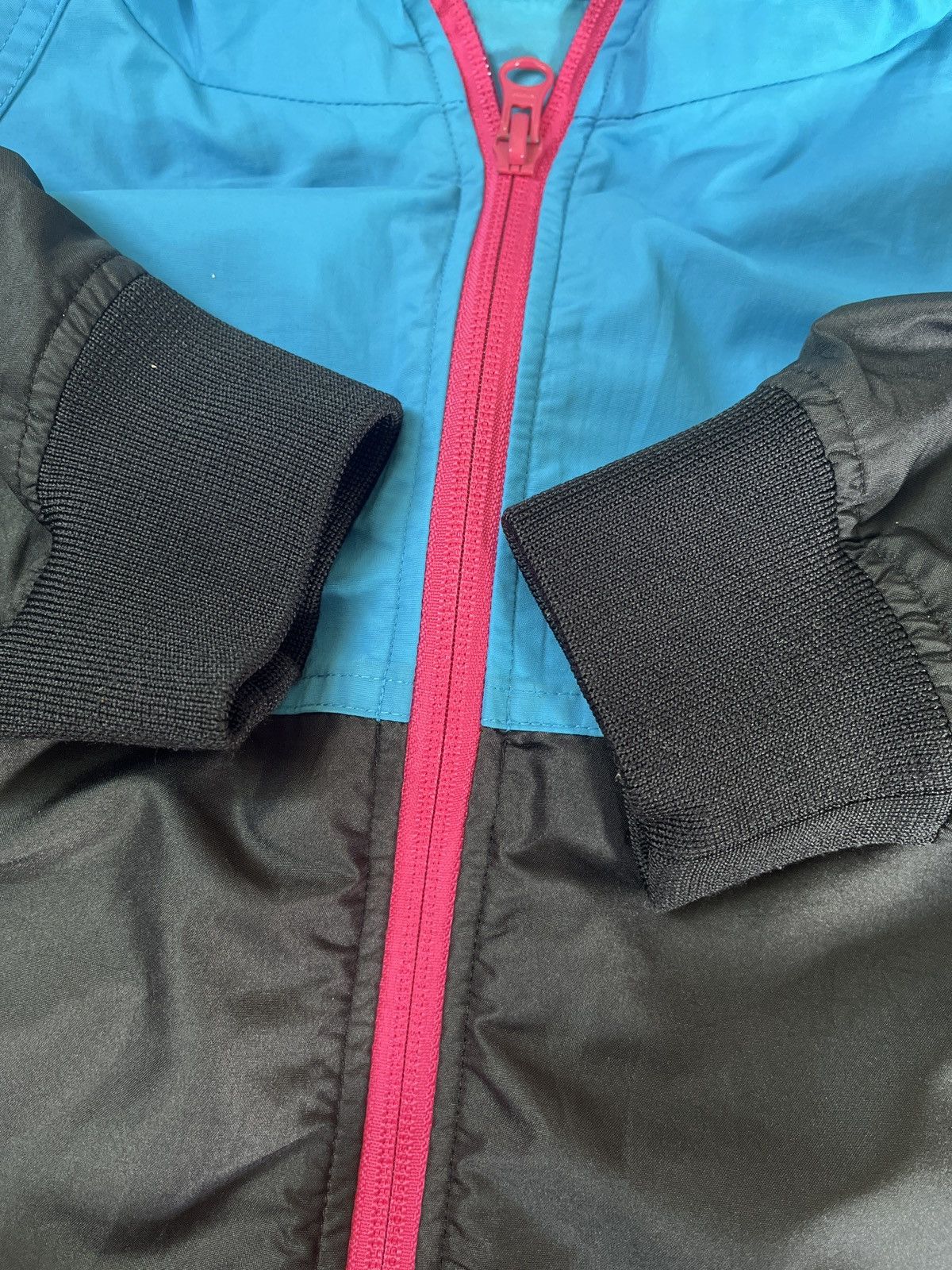 Stussy × Vintage Rare Stussy Japan Windbreaker Hoodie Waterproof Two Tones Size US M / EU 48-50 / 2 - 14 Thumbnail