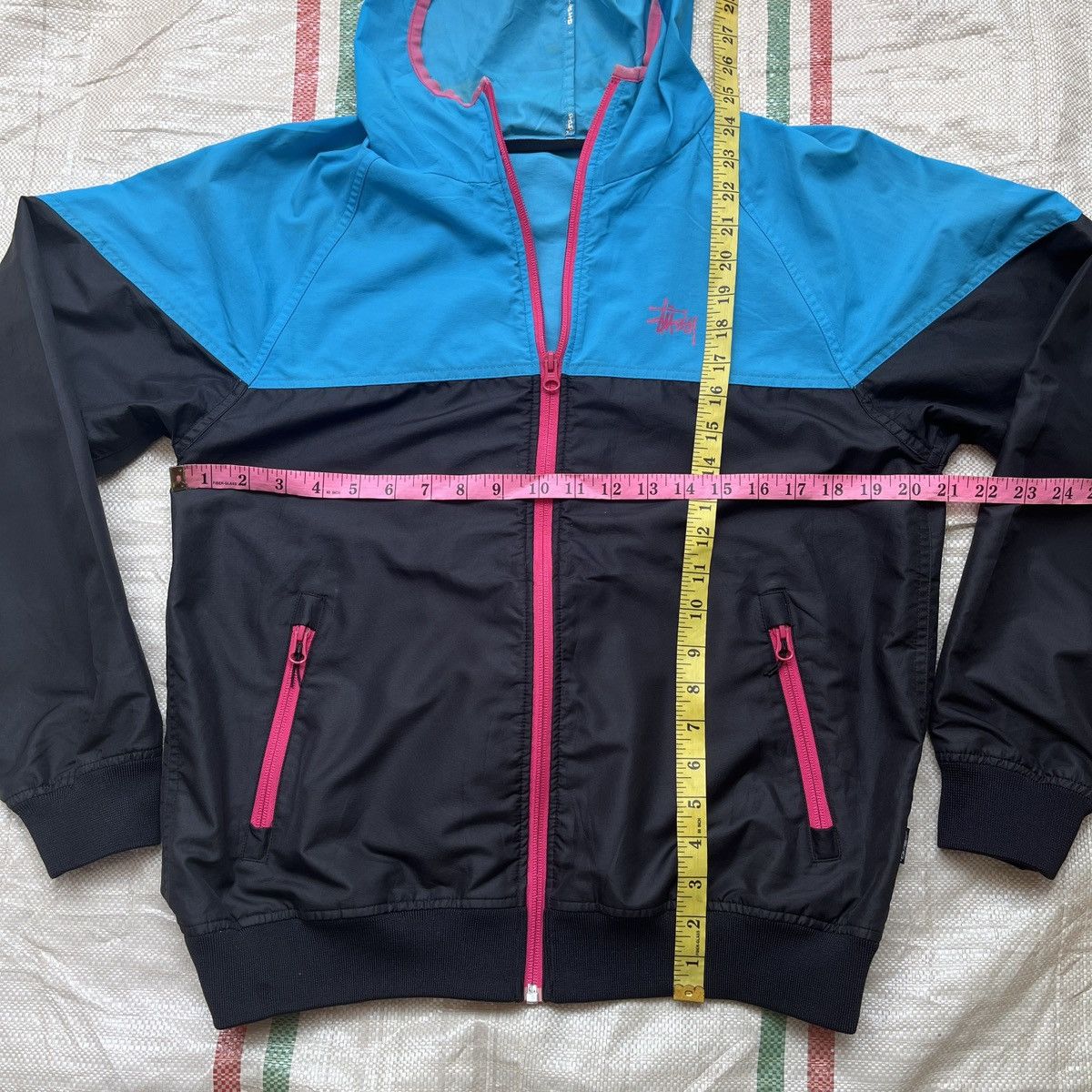 Stussy × Vintage Rare Stussy Japan Windbreaker Hoodie Waterproof Two Tones Size US M / EU 48-50 / 2 - 4 Thumbnail