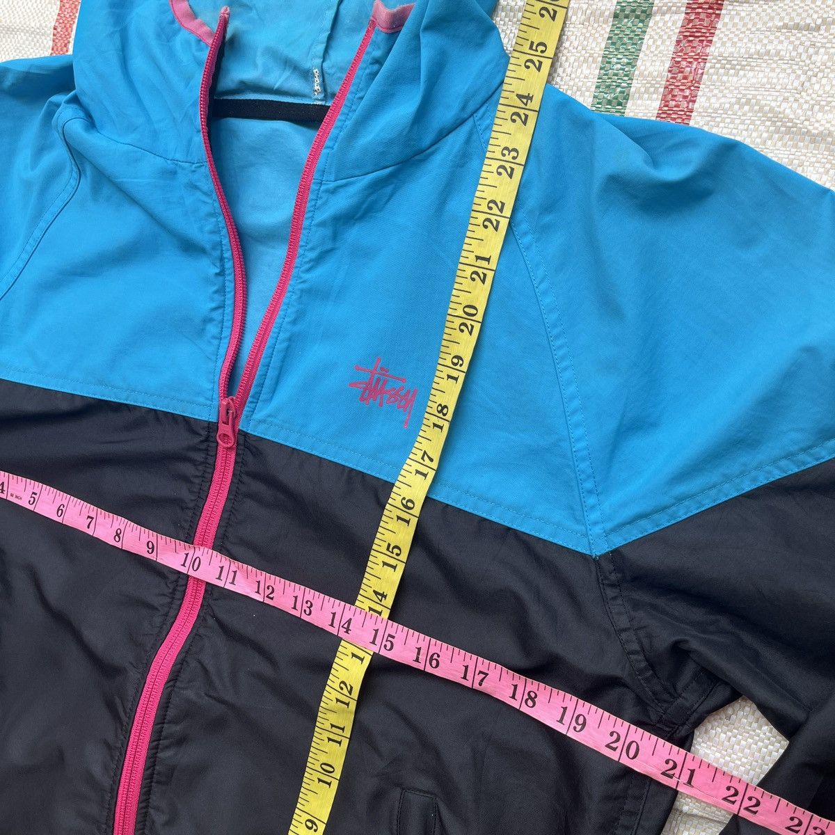 Stussy × Vintage Rare Stussy Japan Windbreaker Hoodie Waterproof Two Tones Size US M / EU 48-50 / 2 - 3 Thumbnail
