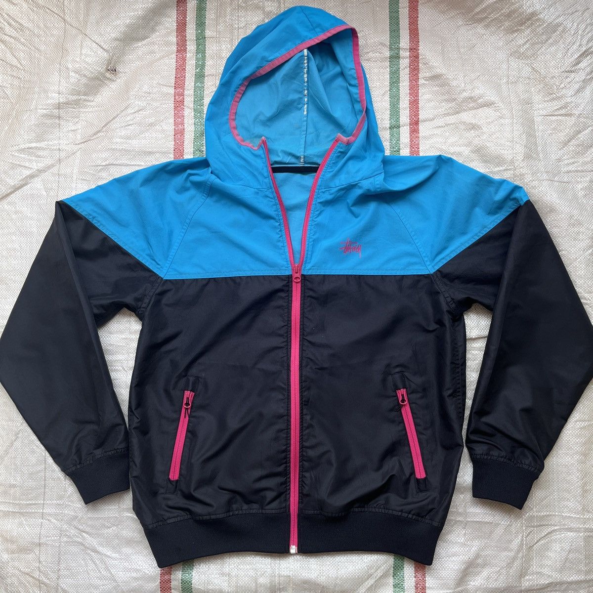 Stussy × Vintage Rare Stussy Japan Windbreaker Hoodie Waterproof Two Tones Size US M / EU 48-50 / 2 - 16 Thumbnail