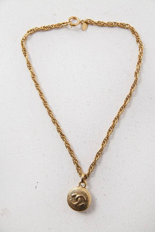 Chanel Vintage Chanel logo necklace Size ONE SIZE - 2 Thumbnail