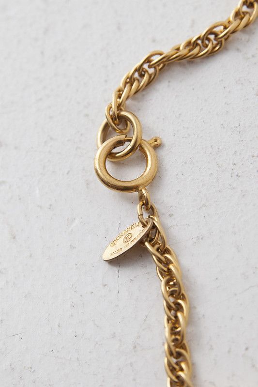 Chanel Vintage Chanel logo necklace Size ONE SIZE - 7 Thumbnail