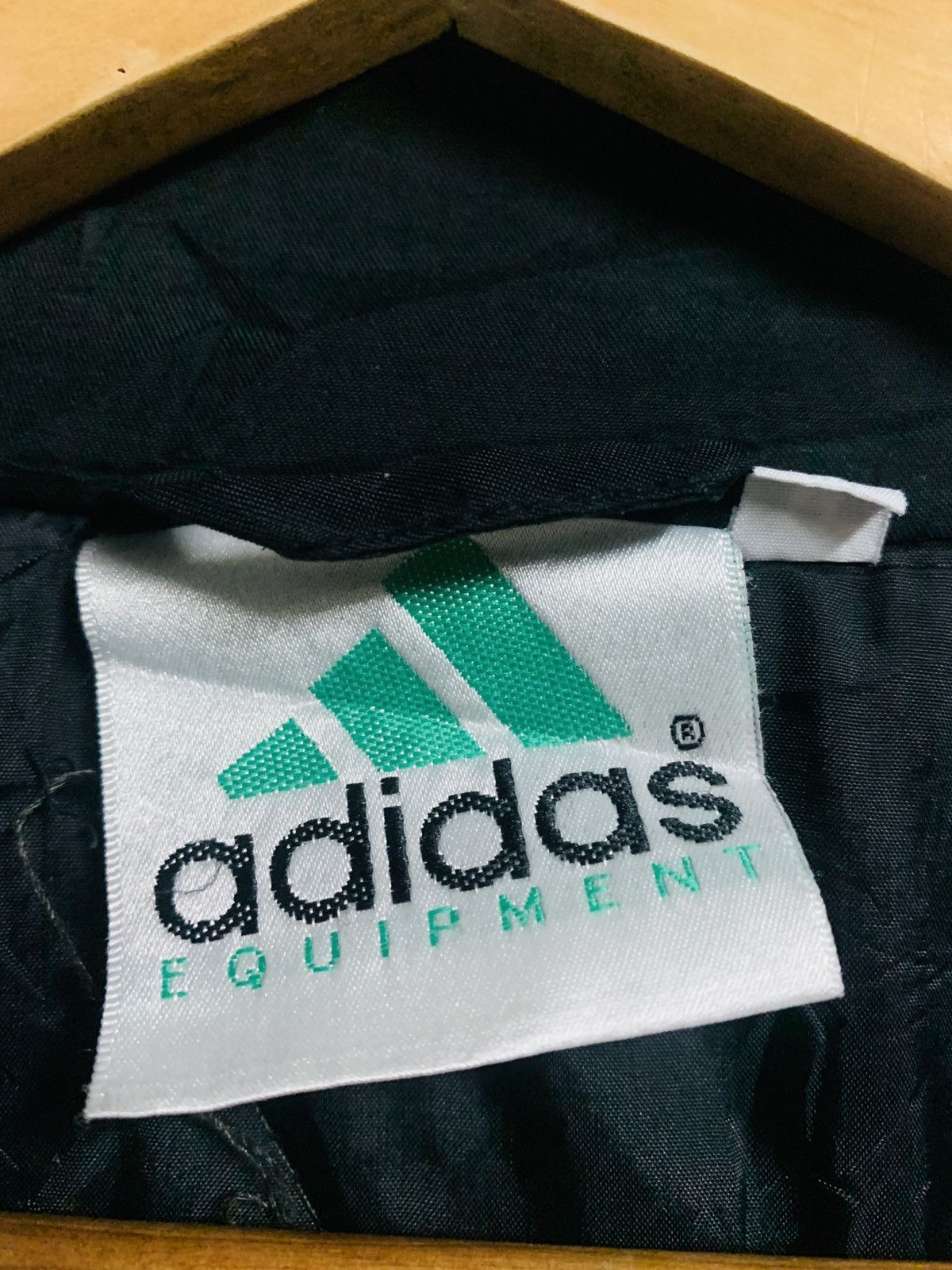 Adidas × Sports Specialties × Vintage VINTAGE ADIDAS EQUIPMENT OUTDOOR NYLON JACKET Size US XL / EU 56 / 4 - 7 Thumbnail