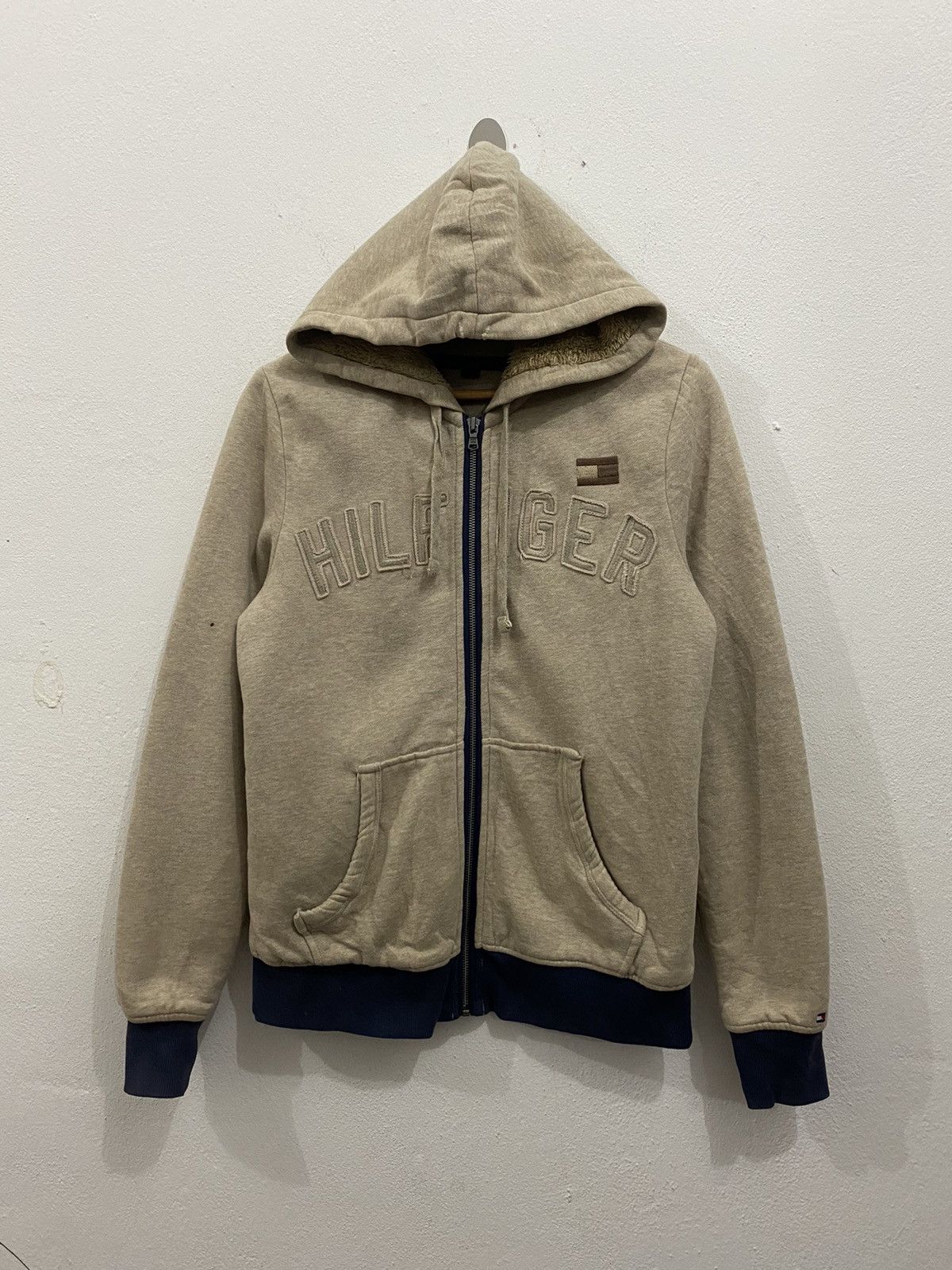 Tommy Hilfiger Tommy Hilfiger Big Logo Hoddies Sweater Size US XS / EU 42 / 0 - 2 Thumbnail