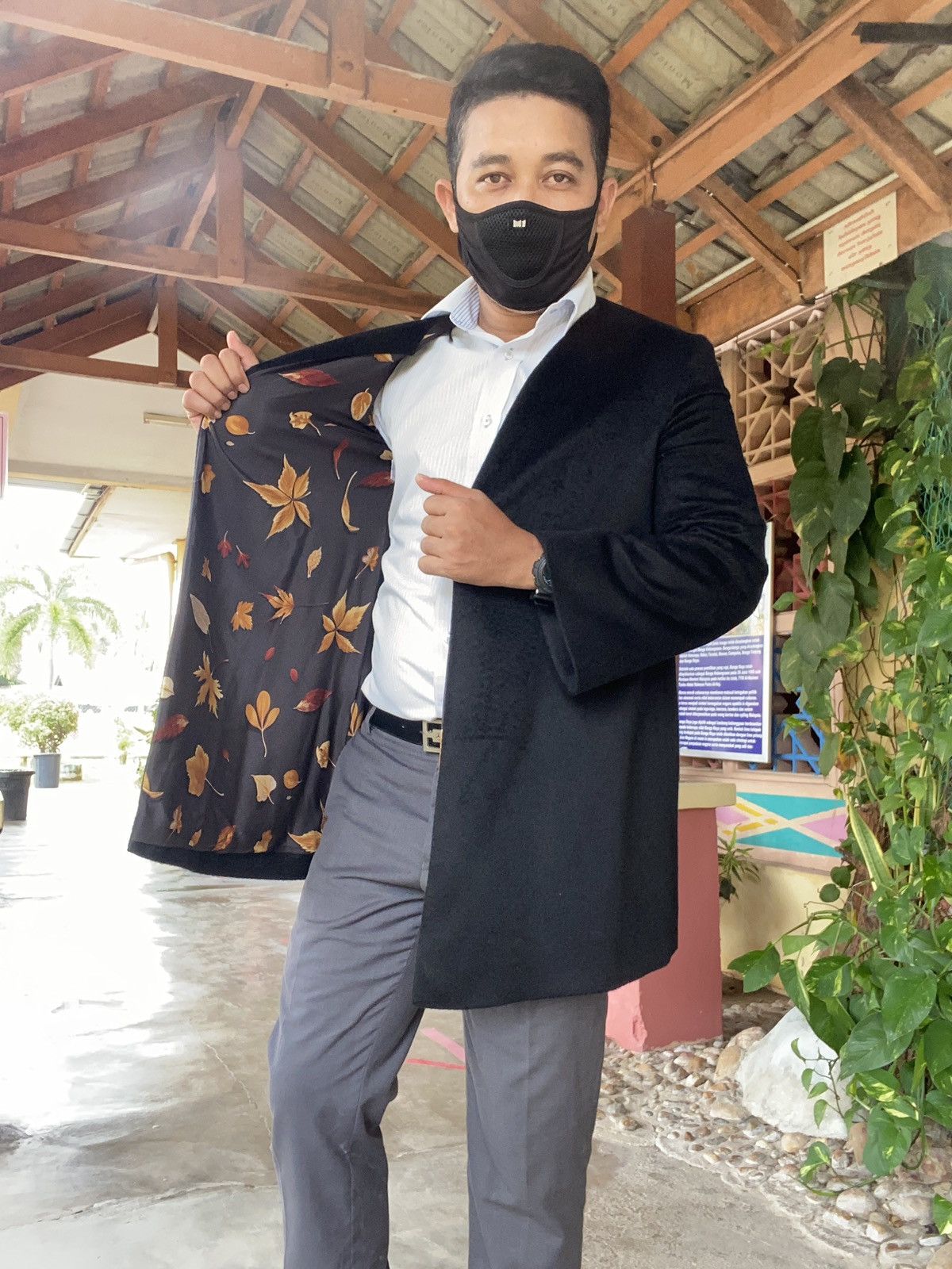 Salvatore Ferragamo 🔥Salvatore Farragamore Inside Floral Design Jacket Size US M / EU 48-50 / 2 - 6 Thumbnail
