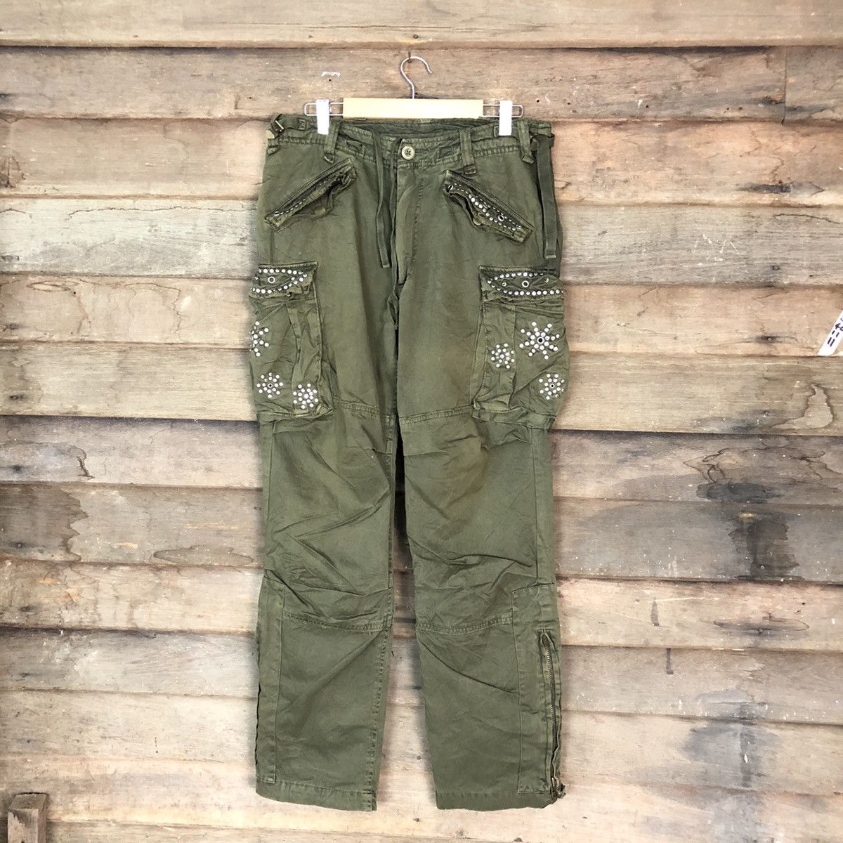 Japanese Brand Japanese Branded Mangrove Cargo Pants Spike On Pocket #905 Size US 30 / EU 46 - 1 Thumbnail