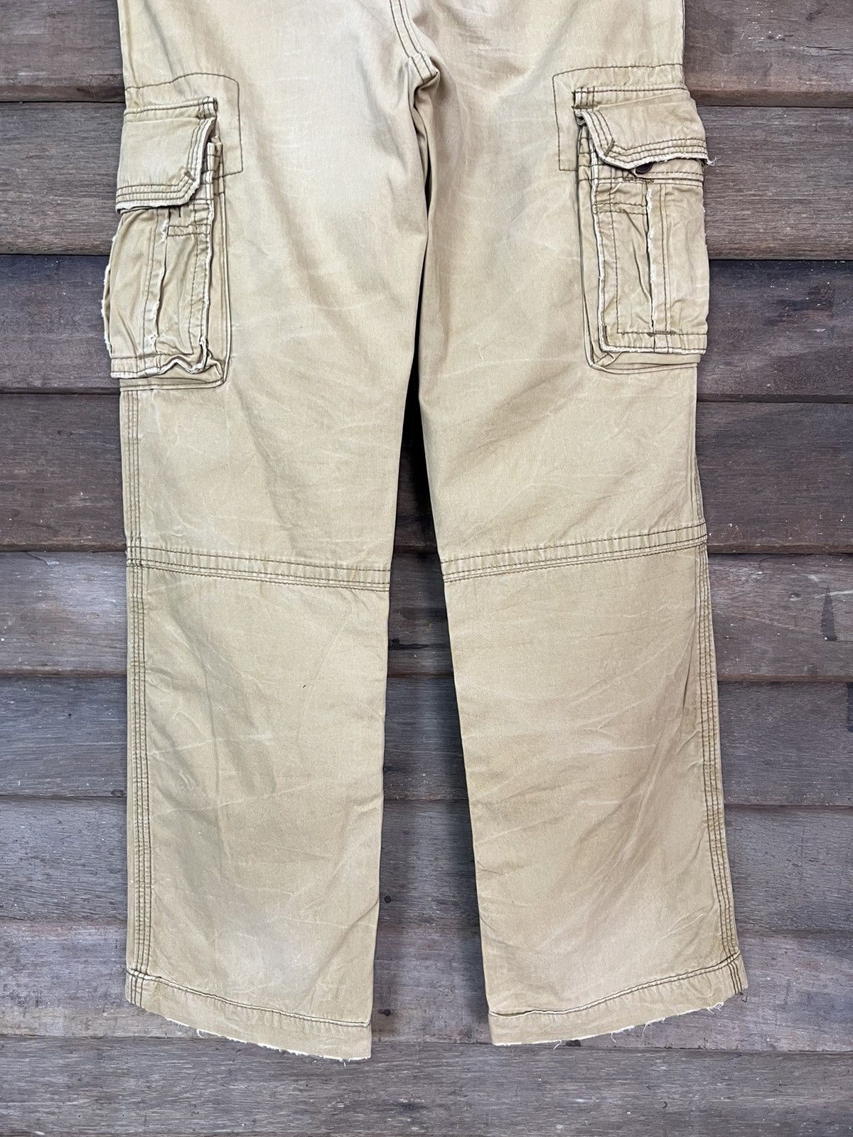 Abercrombie & Fitch Cargo Pants Abercrombie Multipocket Japanese Branded Pants Size US 28 / EU 44 - 17 Thumbnail
