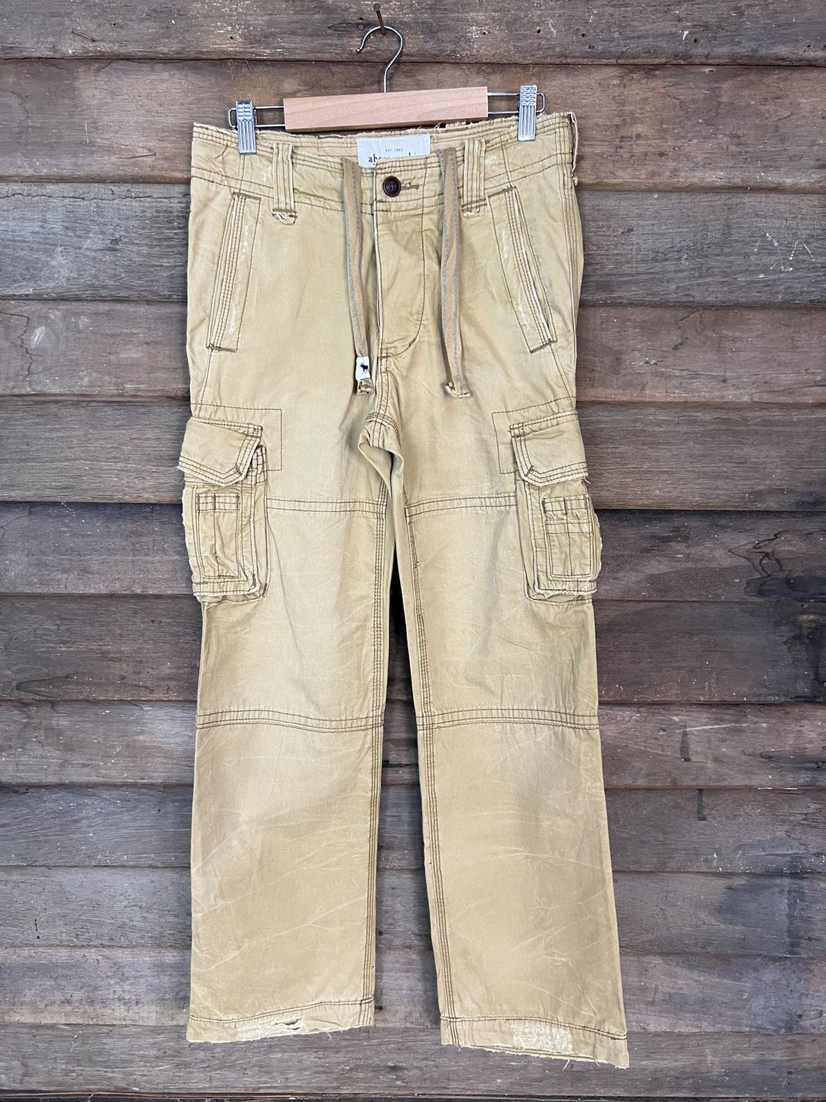 image of Abercrombie Fitch Cargo Pants Abercrombie Multipocket ed Pants in Brown (Size 28)
