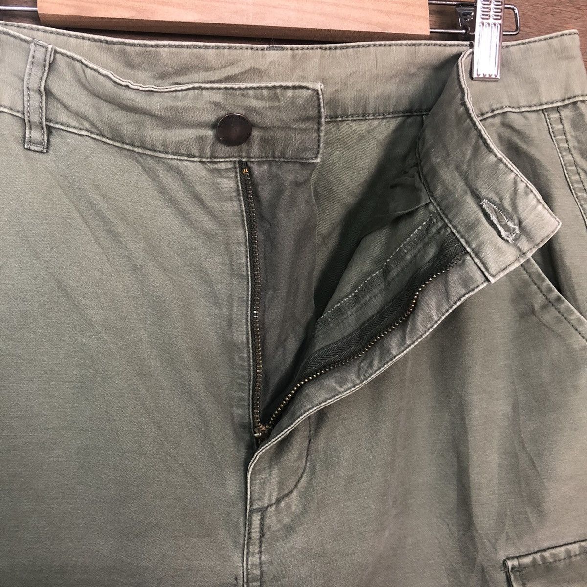 Japanese Brand Japanese Branded Streetwear Multipcoket Green Cargo Pants Size US 29 - 10 Thumbnail