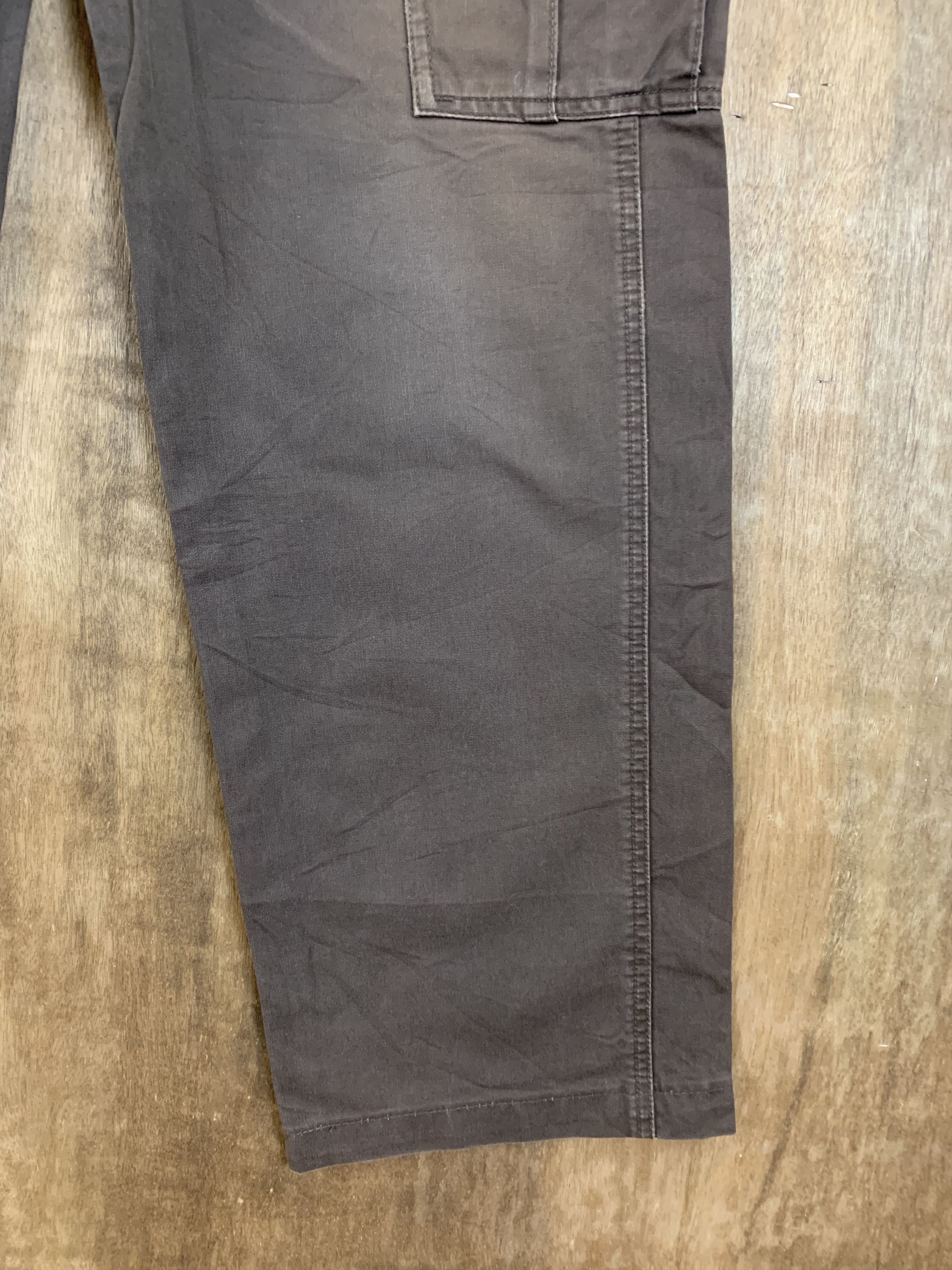 Japanese Brand Cargo Pants Oshkosh Multipocket Travis Scott Style Pants Size US 29 - 8 Thumbnail