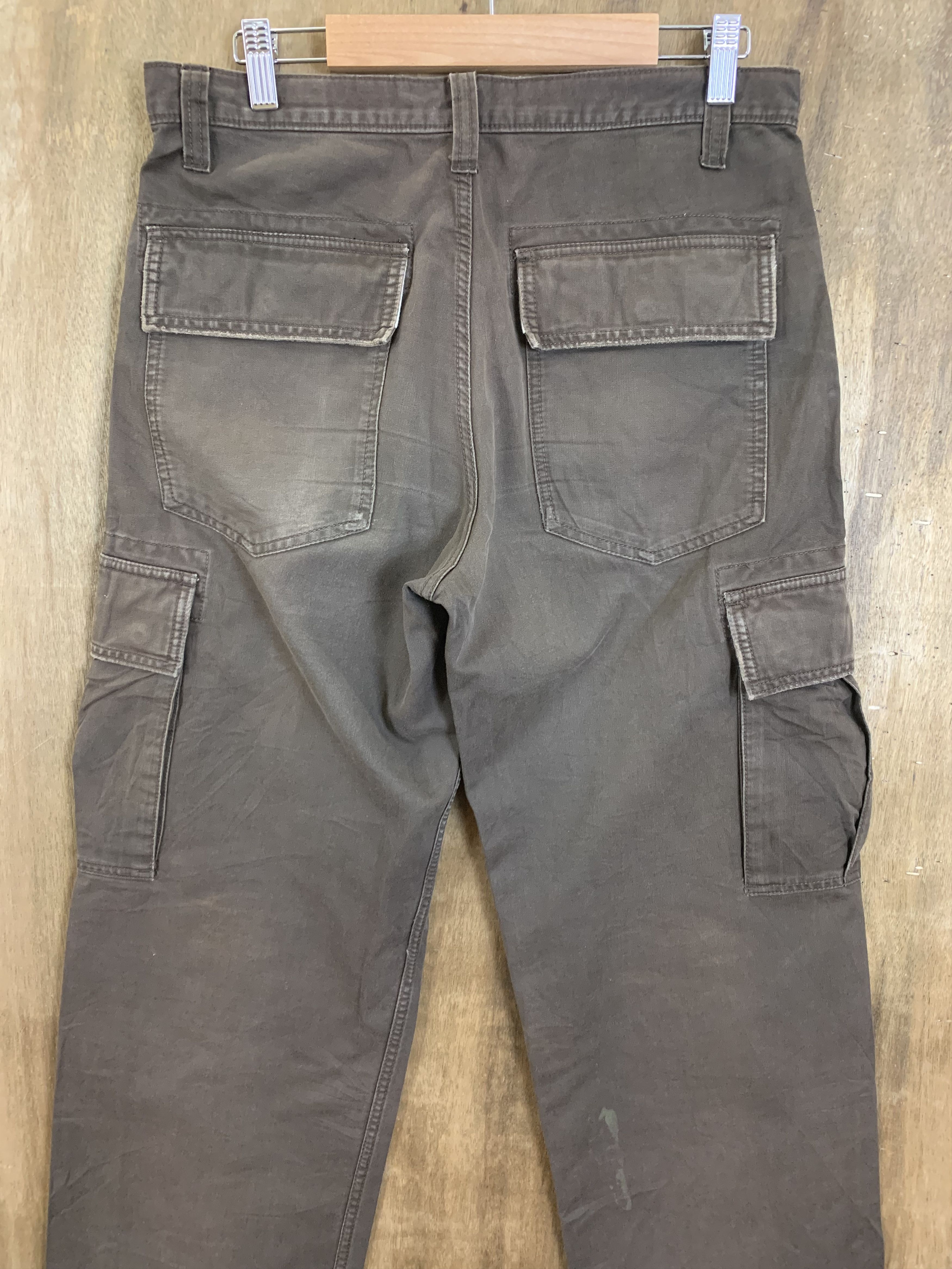 Japanese Brand Cargo Pants Oshkosh Multipocket Travis Scott Style Pants Size US 29 - 11 Thumbnail