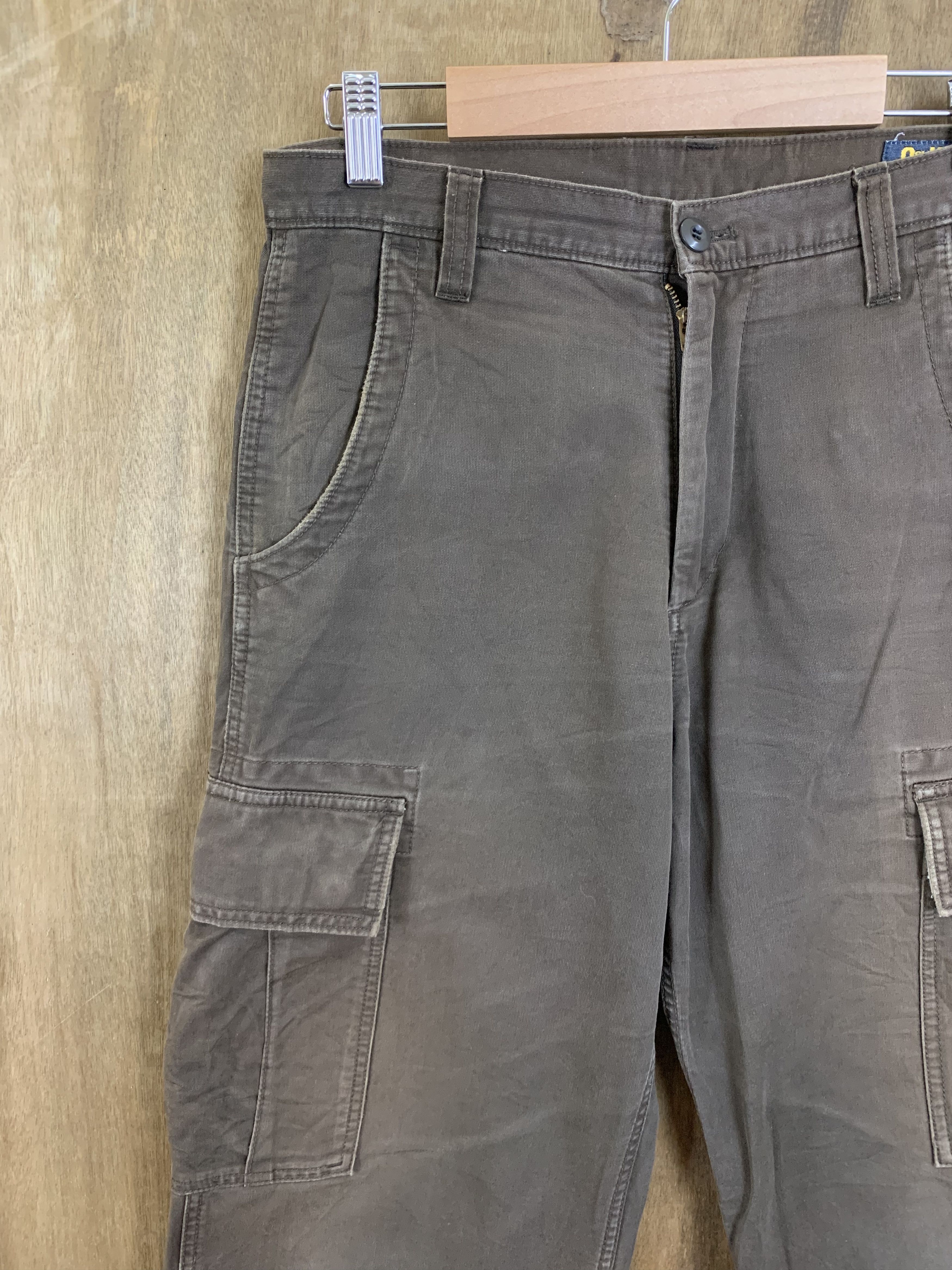 Japanese Brand Cargo Pants Oshkosh Multipocket Travis Scott Style Pants Size US 29 - 5 Thumbnail