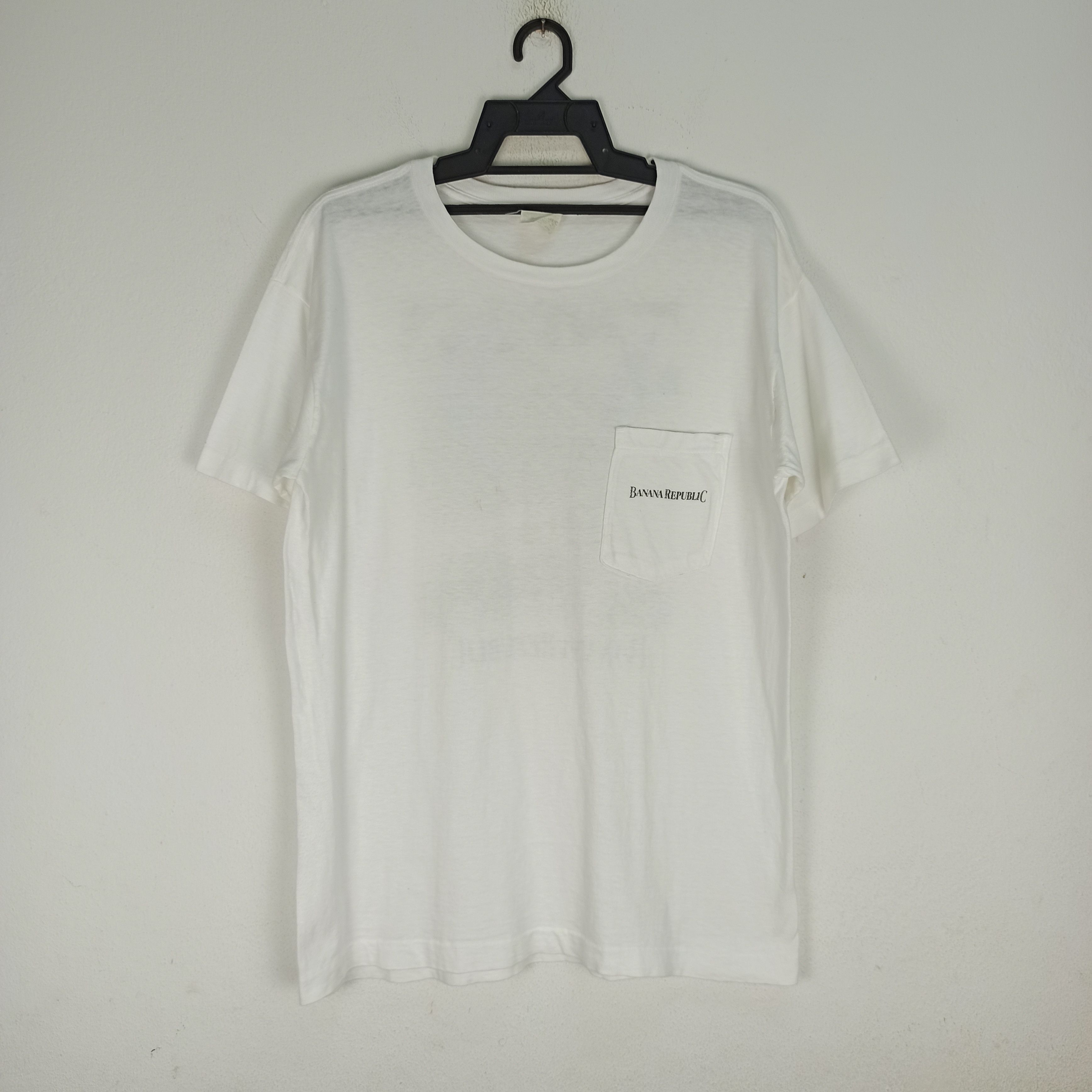 Banana Republic Vintage Banana Republic Single Pocket Tshirt Size US L / EU 52-54 / 3 - 4 Thumbnail