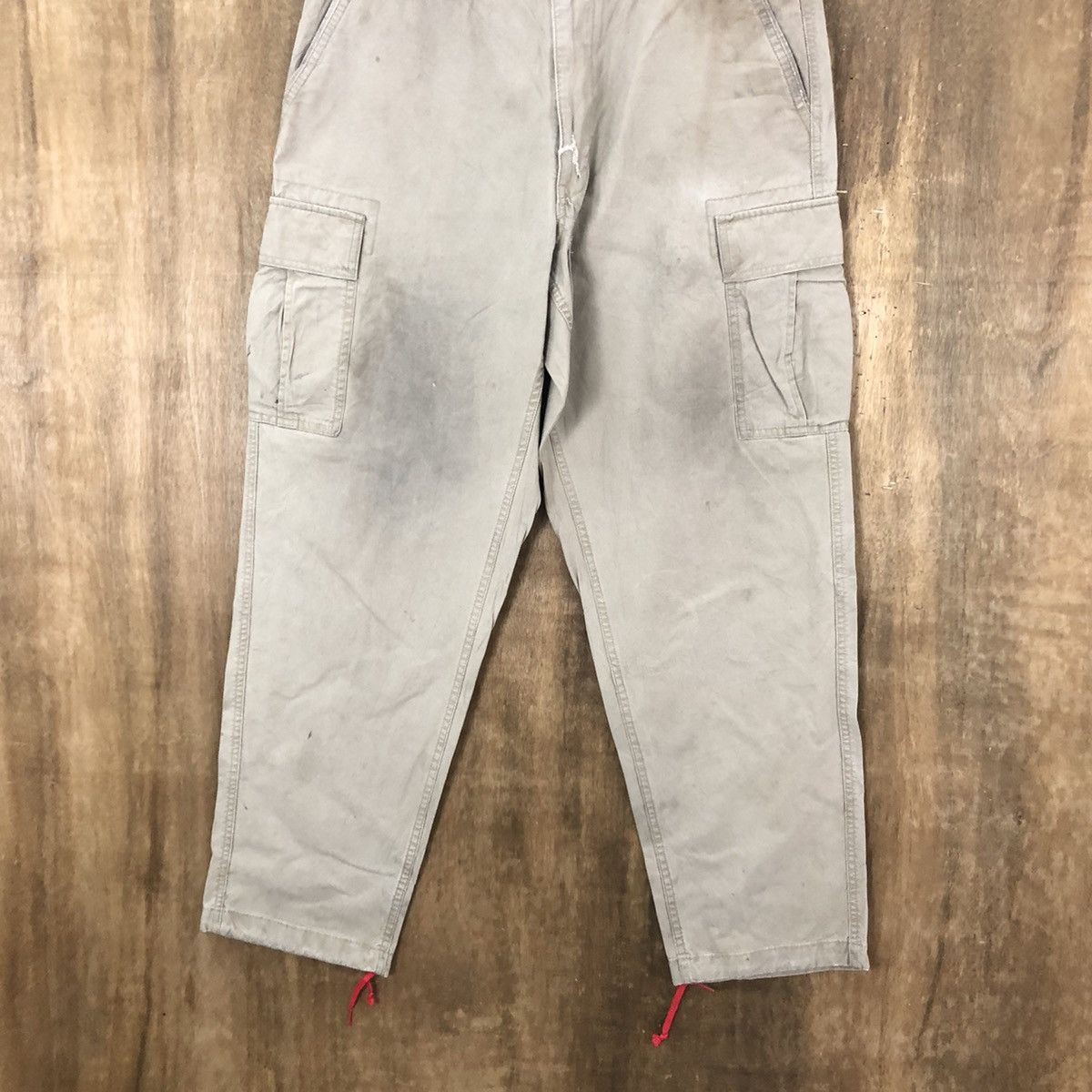Uniqlo Uniqlo Brown distressed thrashed dirty Cargo pants #6246 Size US 33 - 3 Thumbnail