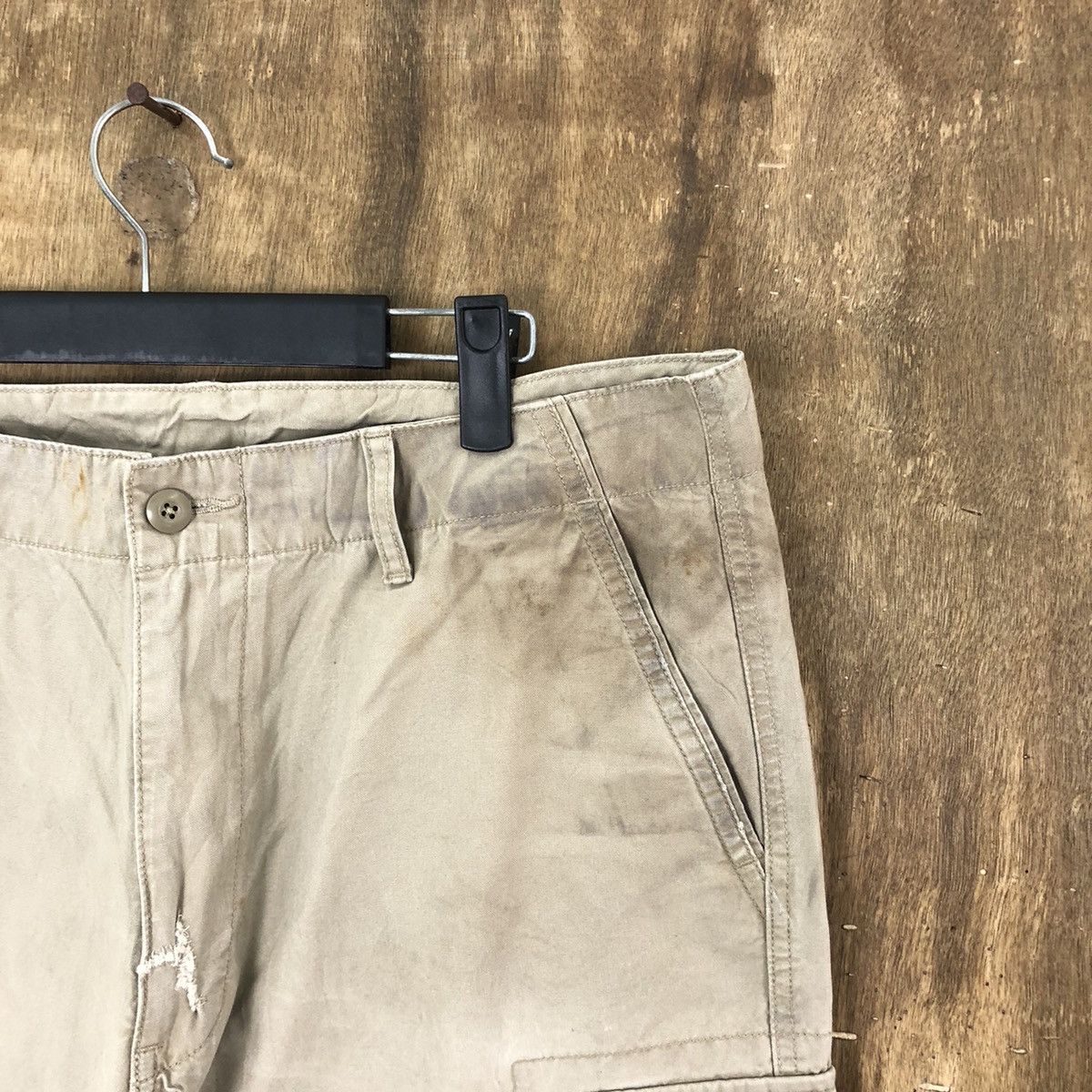 Uniqlo Uniqlo Brown distressed thrashed dirty Cargo pants #6246 Size US 33 - 7 Thumbnail