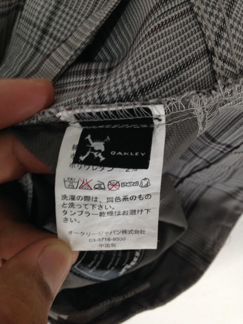 Oakley Rare Cargo Pants by Oakley Menswear Streetwear Hypebeast Size US 36 / EU 52 - 16 Thumbnail