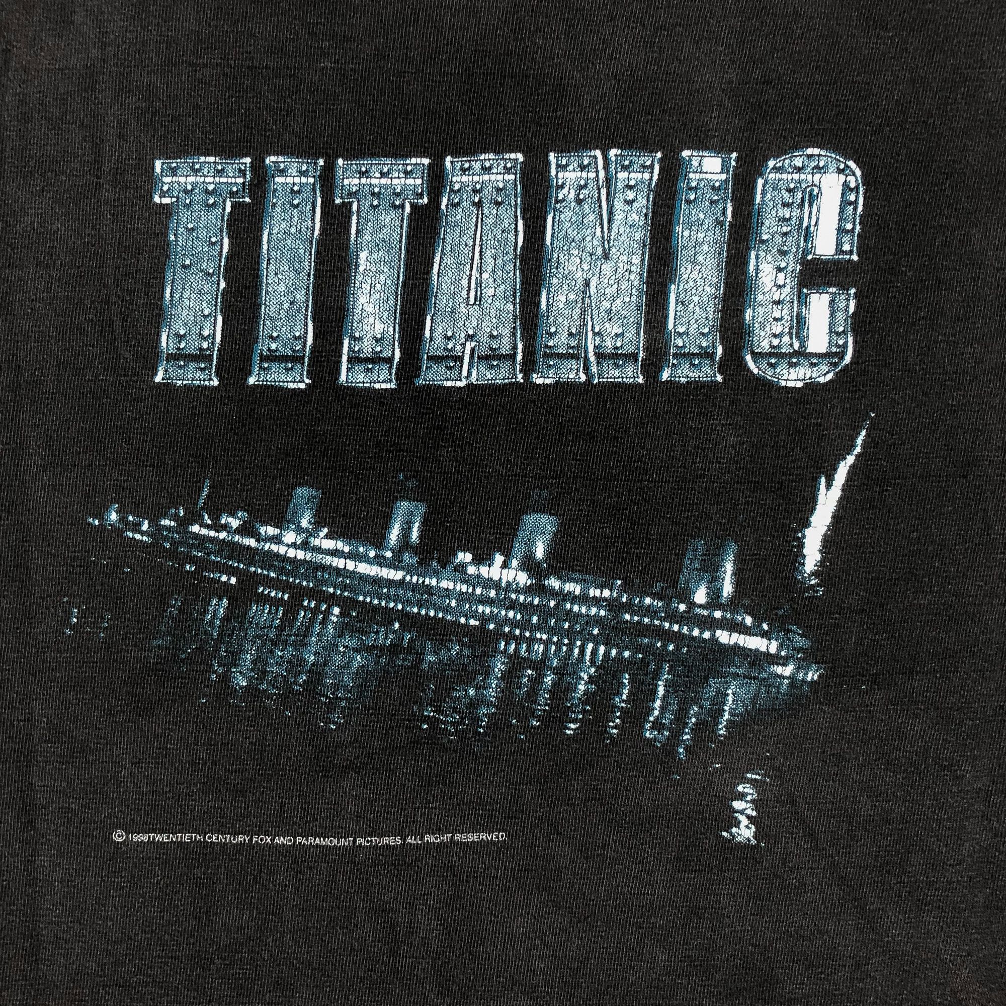 Vintage 1998 Titanic Boxy Sun Faded Black T-Shirt Size US L / EU 52-54 / 3 - 6 Thumbnail