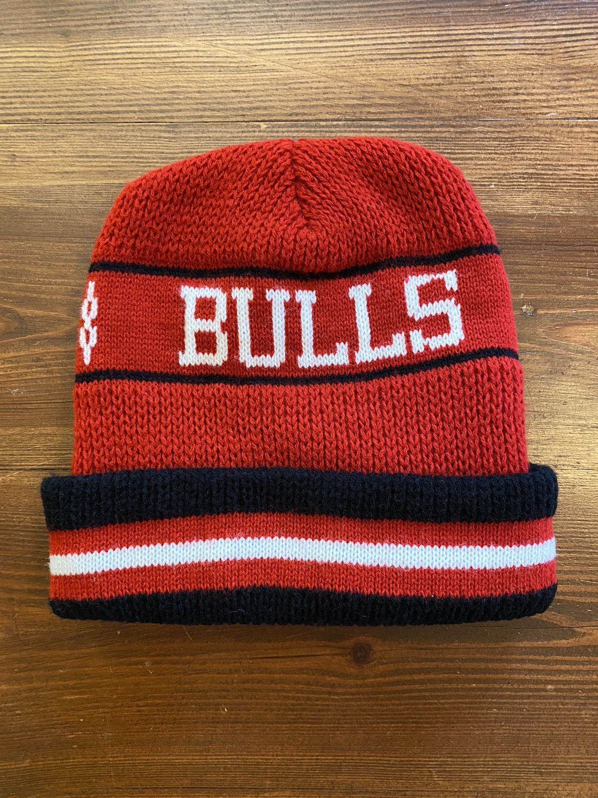 NBA Vintage 90’s Chicago Bulls Knit Beanie Size ONE SIZE - 1 Thumbnail