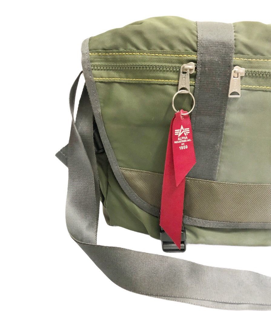 Alpha Industries Rare!!! Alpha Industries Massager crossbody Bag Size ONE SIZE - 9 Thumbnail