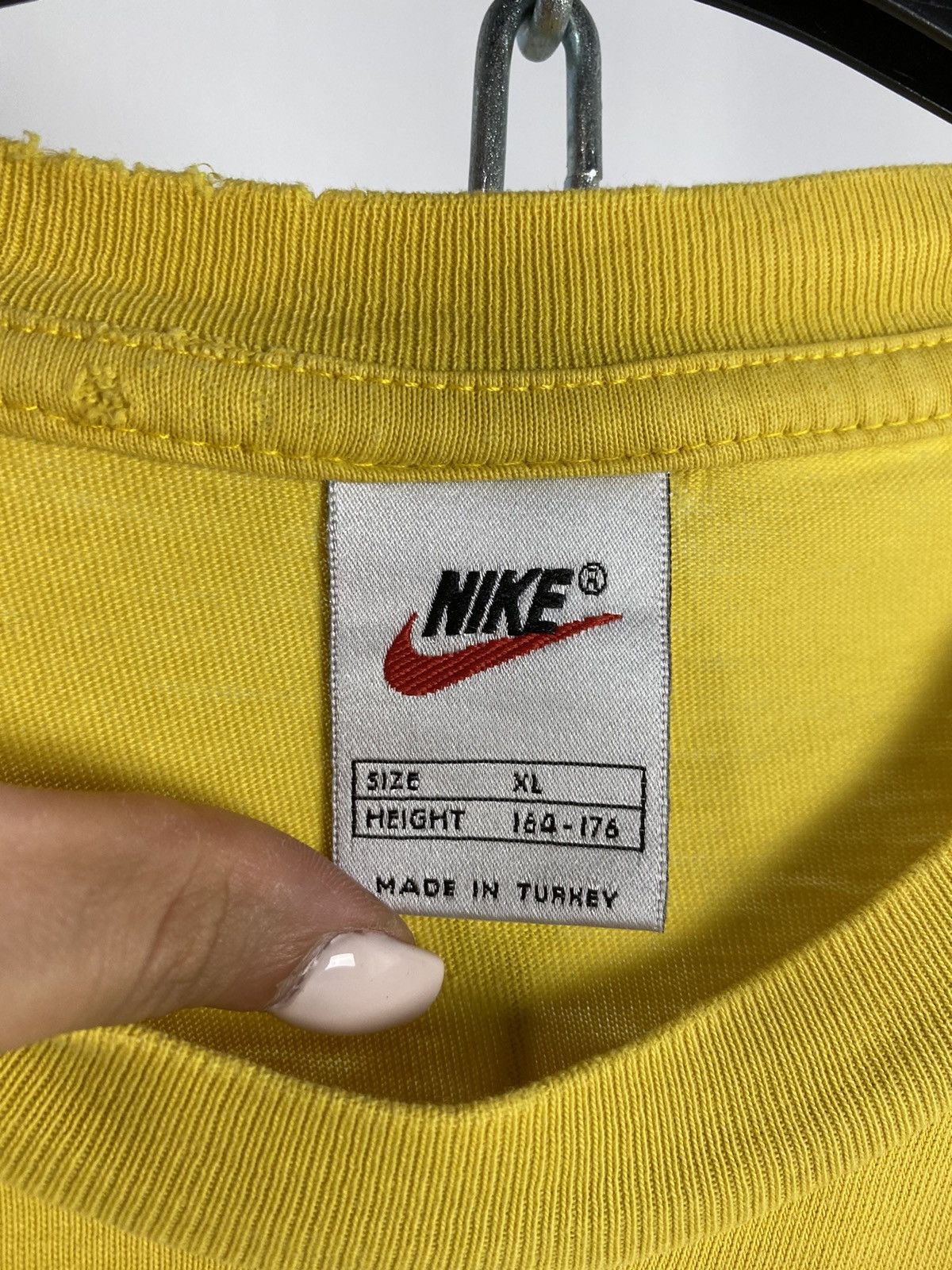 Nike × Vintage Nike vintage yellow swoosh T-shirts size XL Size US XL / EU 56 / 4 - 3 Thumbnail