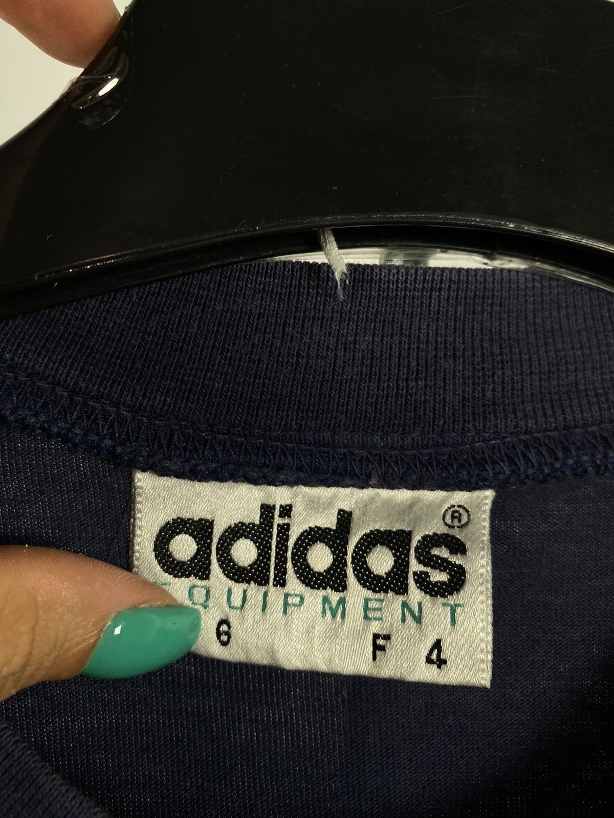 Adidas Adidas vintage equipment big logo sportswear size M Size US M / EU 48-50 / 2 - 4 Thumbnail
