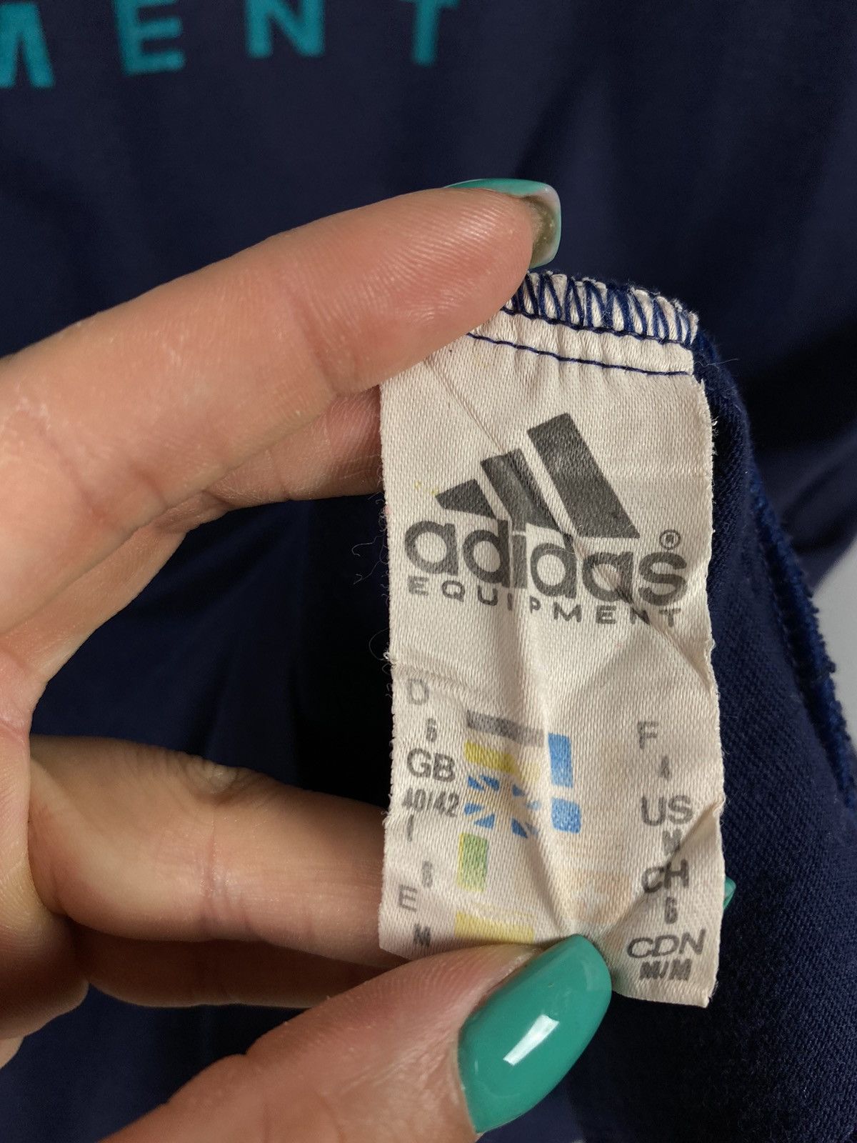 Adidas Adidas vintage equipment big logo sportswear size M Size US M / EU 48-50 / 2 - 5 Thumbnail