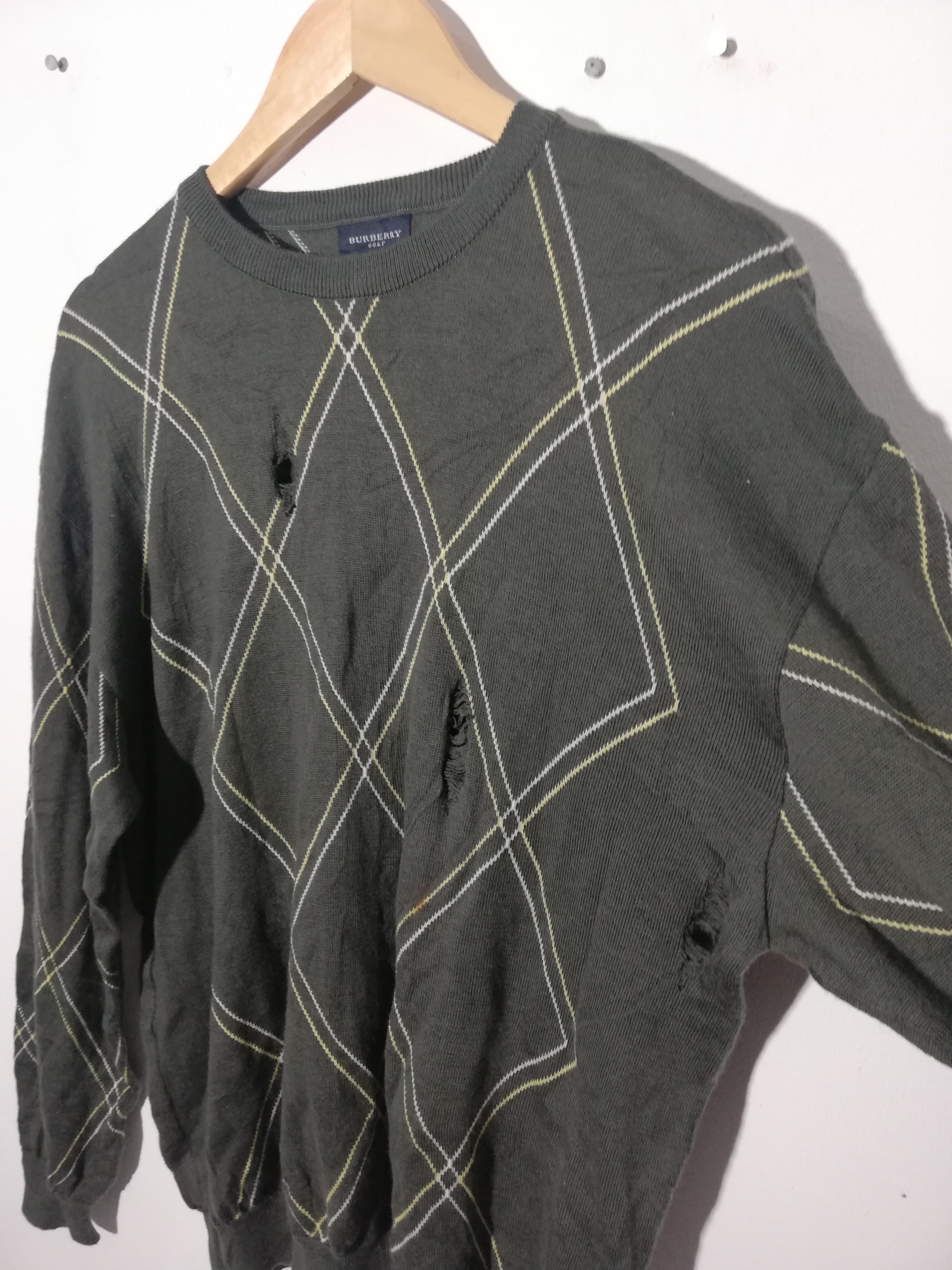 Burberry Burberry Knitwear/Sweater Wool Size US L / EU 52-54 / 3 - 5 Thumbnail