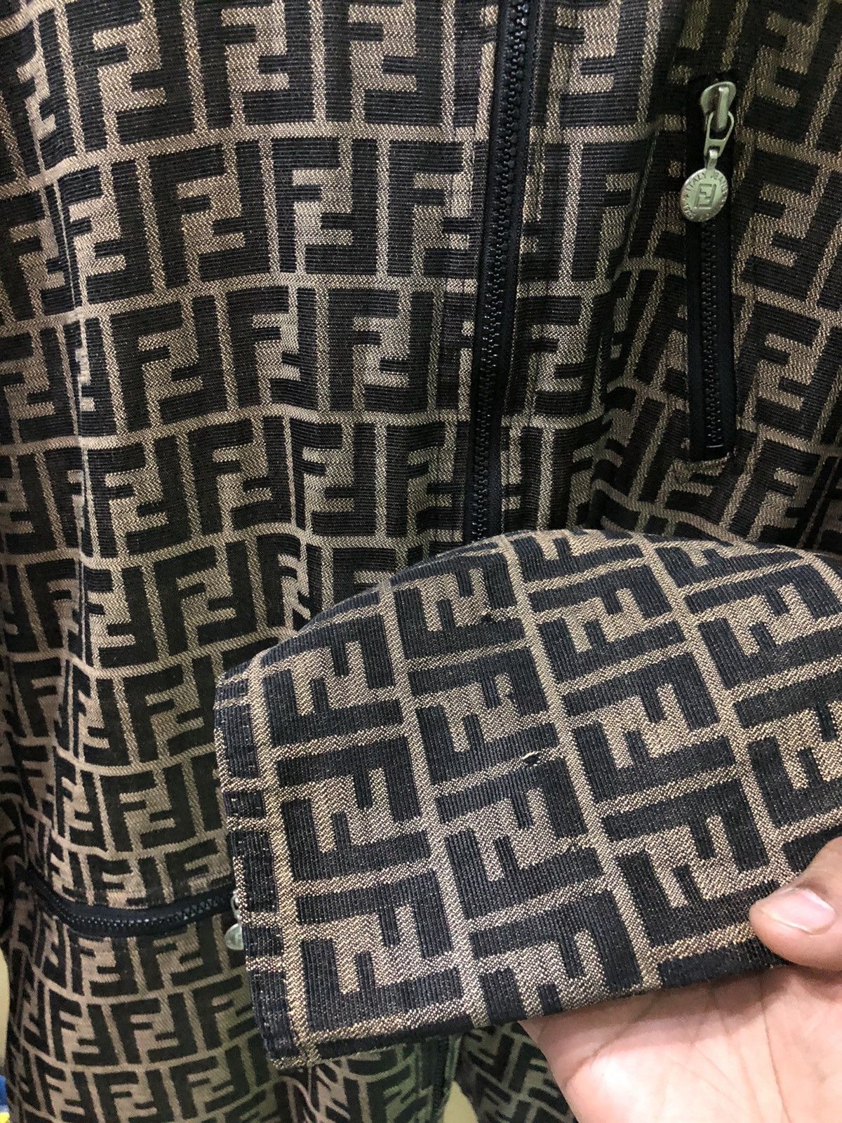 Fendi Vintage Fendi Monogram Hooded Reversible Jacket Size L / US 10 / IT 46 - 8 Thumbnail