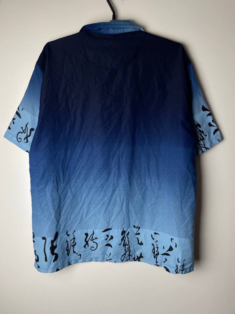 Vintage Dragon Crazy vintage shirts size L Size US L / EU 52-54 / 3 - 4 Thumbnail