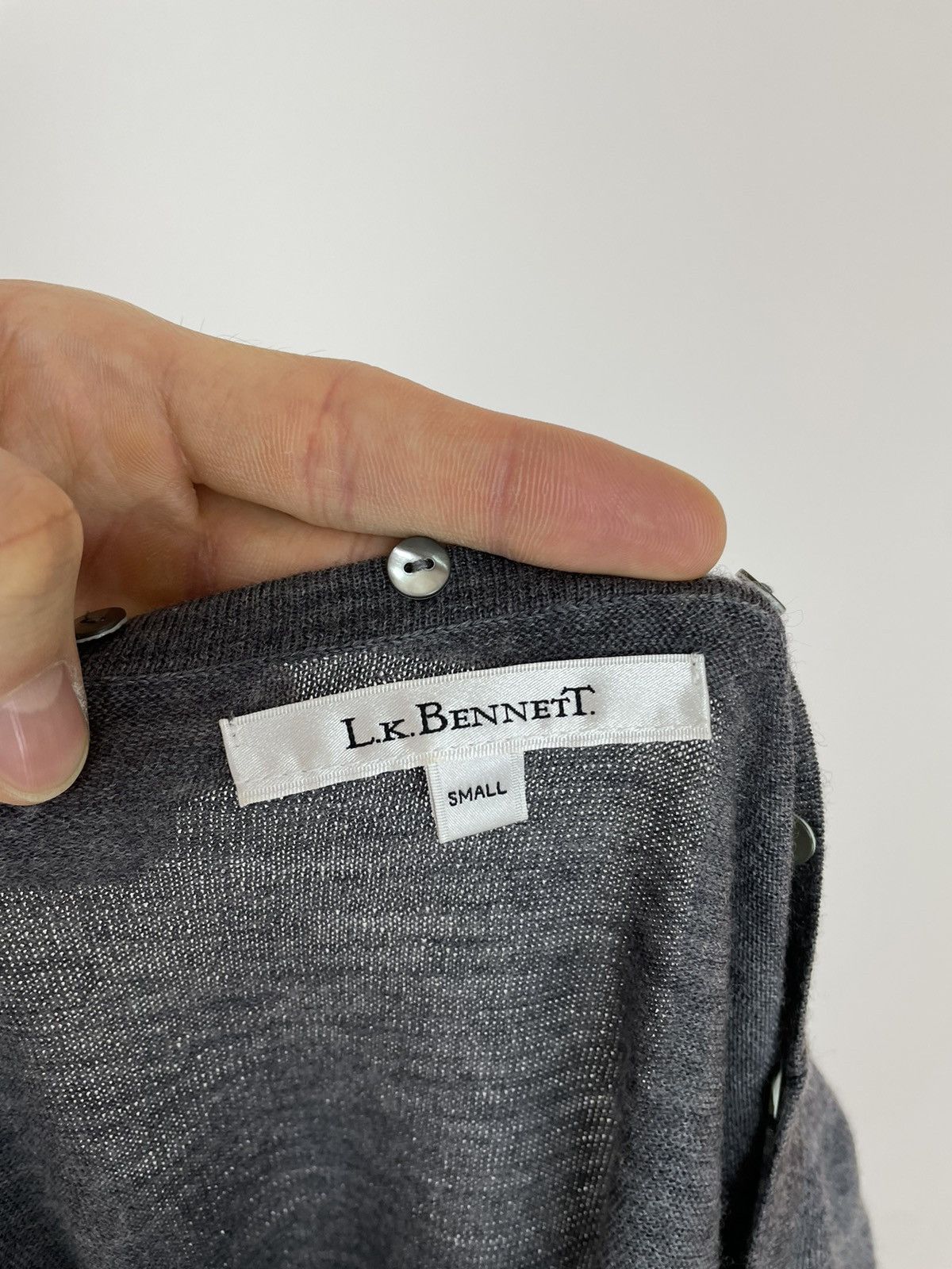 LK Bennett LK Bennett Pullover Merino Wool with silk collared Womens Size S / US 4 / IT 40 - 14 Thumbnail