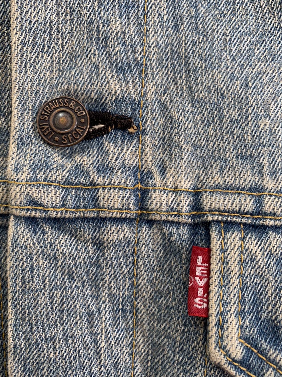 Levi's × Levi's Vintage Clothing × Vintage Vintage Levi’s Big E 71557 Denim Trucker Jacket Size US S / EU 44-46 / 1 - 10 Thumbnail