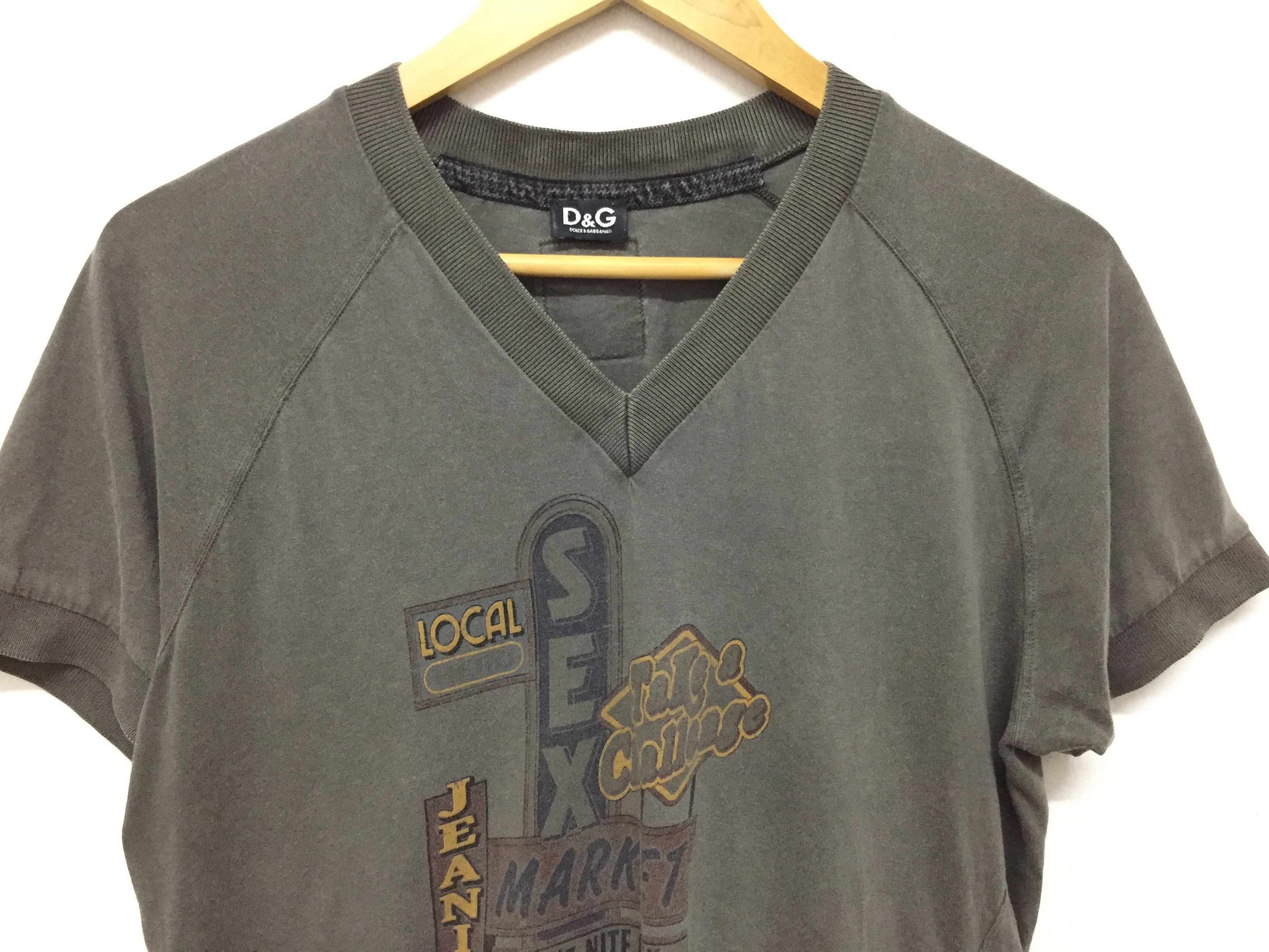 Dolce & Gabbana Vtg SEX Market Advertising Signboard tee Size US M / EU 48-50 / 2 - 3 Thumbnail