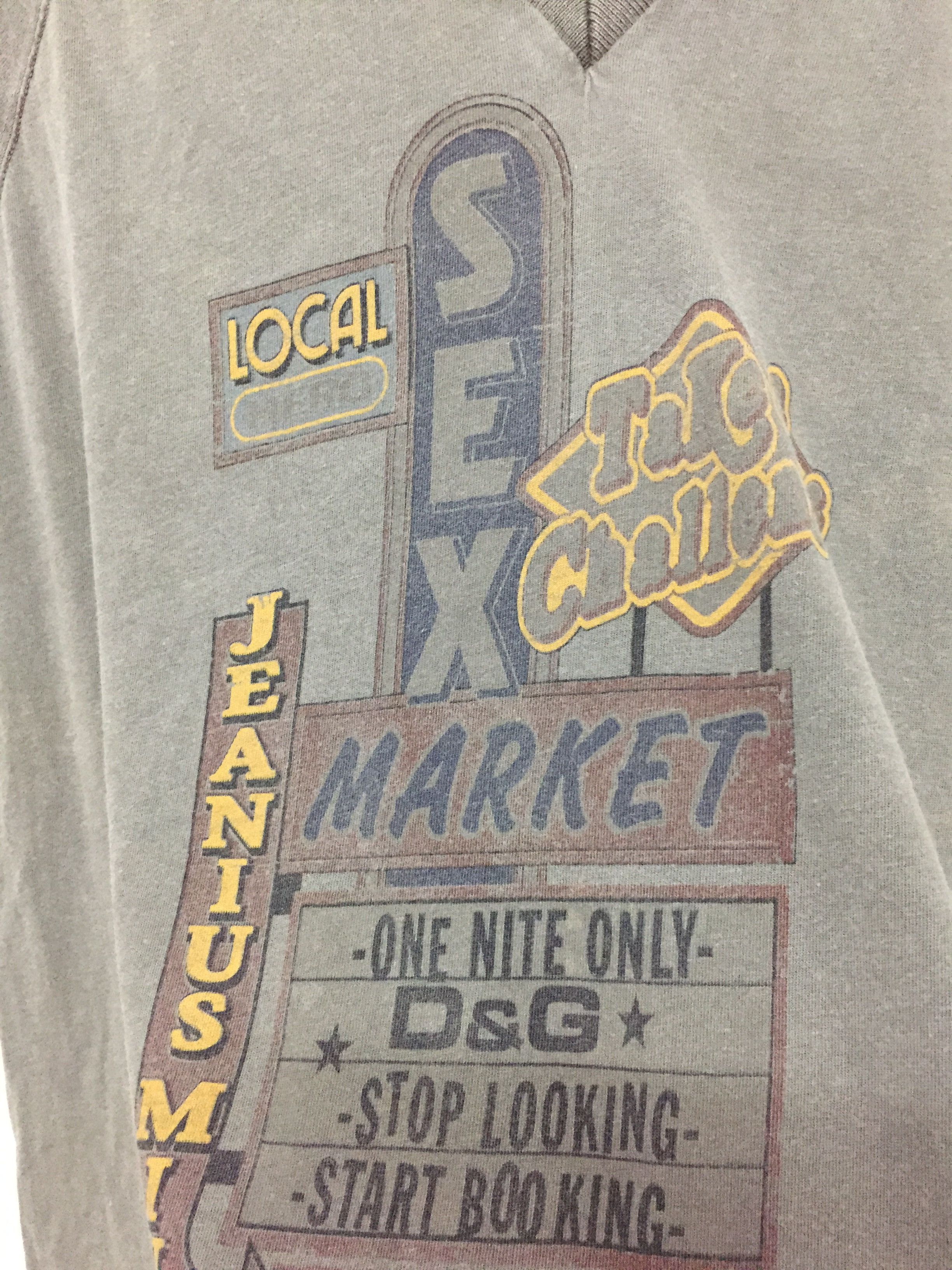 Dolce & Gabbana Vtg SEX Market Advertising Signboard tee Size US M / EU 48-50 / 2 - 5 Thumbnail
