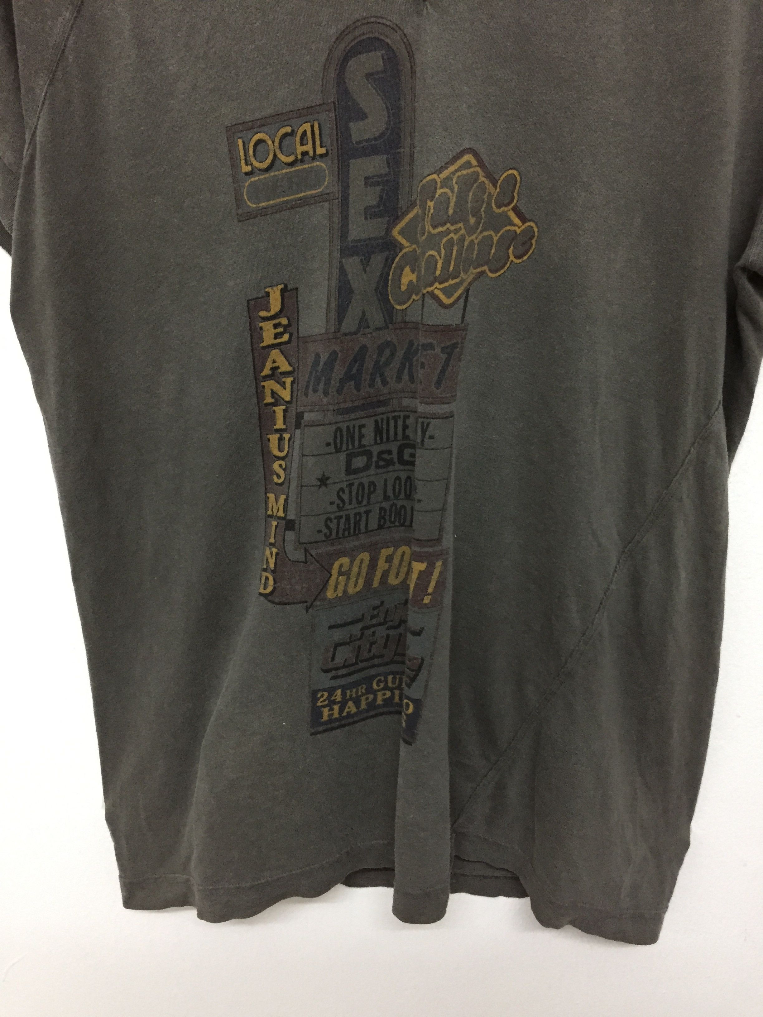 Dolce & Gabbana Vtg SEX Market Advertising Signboard tee Size US M / EU 48-50 / 2 - 4 Thumbnail