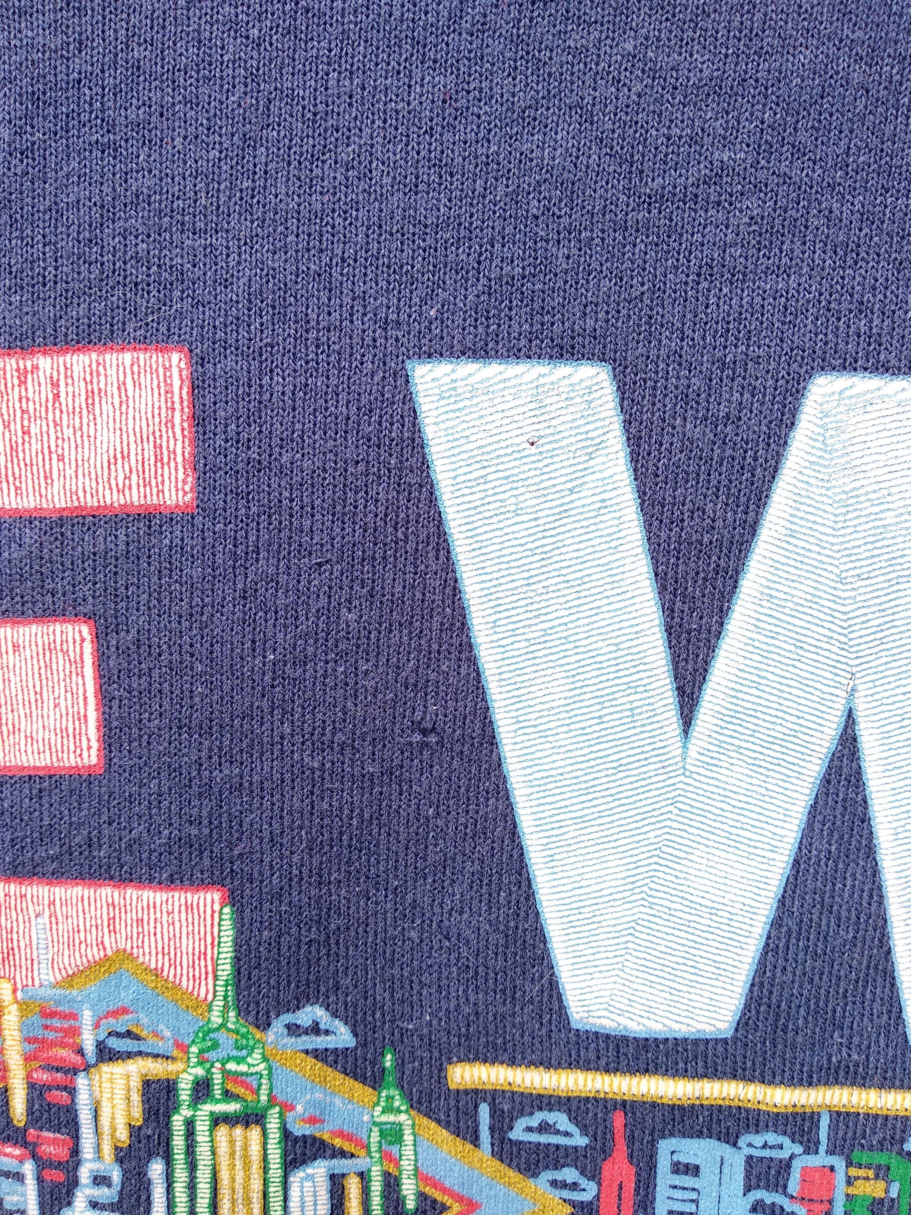 Fruit Of The Loom × Vintage Vintage Fruit Of The Loom New York City Print Sweatshirt/XL Size US XL / EU 56 / 4 - 7 Thumbnail