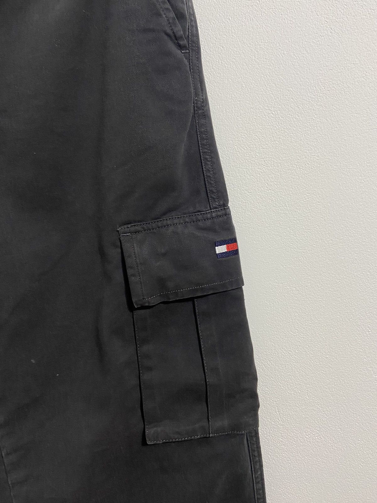 Tommy Hilfiger Tommy Hilfiger Cargo Pants Size US 29 - 17 Thumbnail