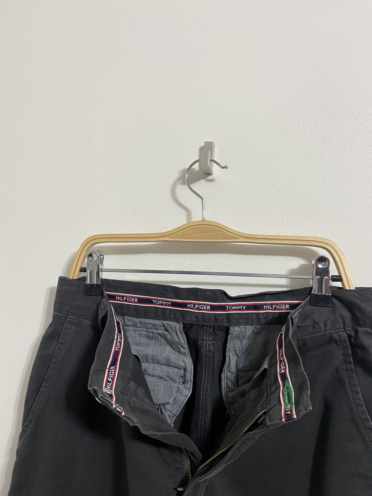 Tommy Hilfiger Tommy Hilfiger Cargo Pants Size US 29 - 20 Thumbnail