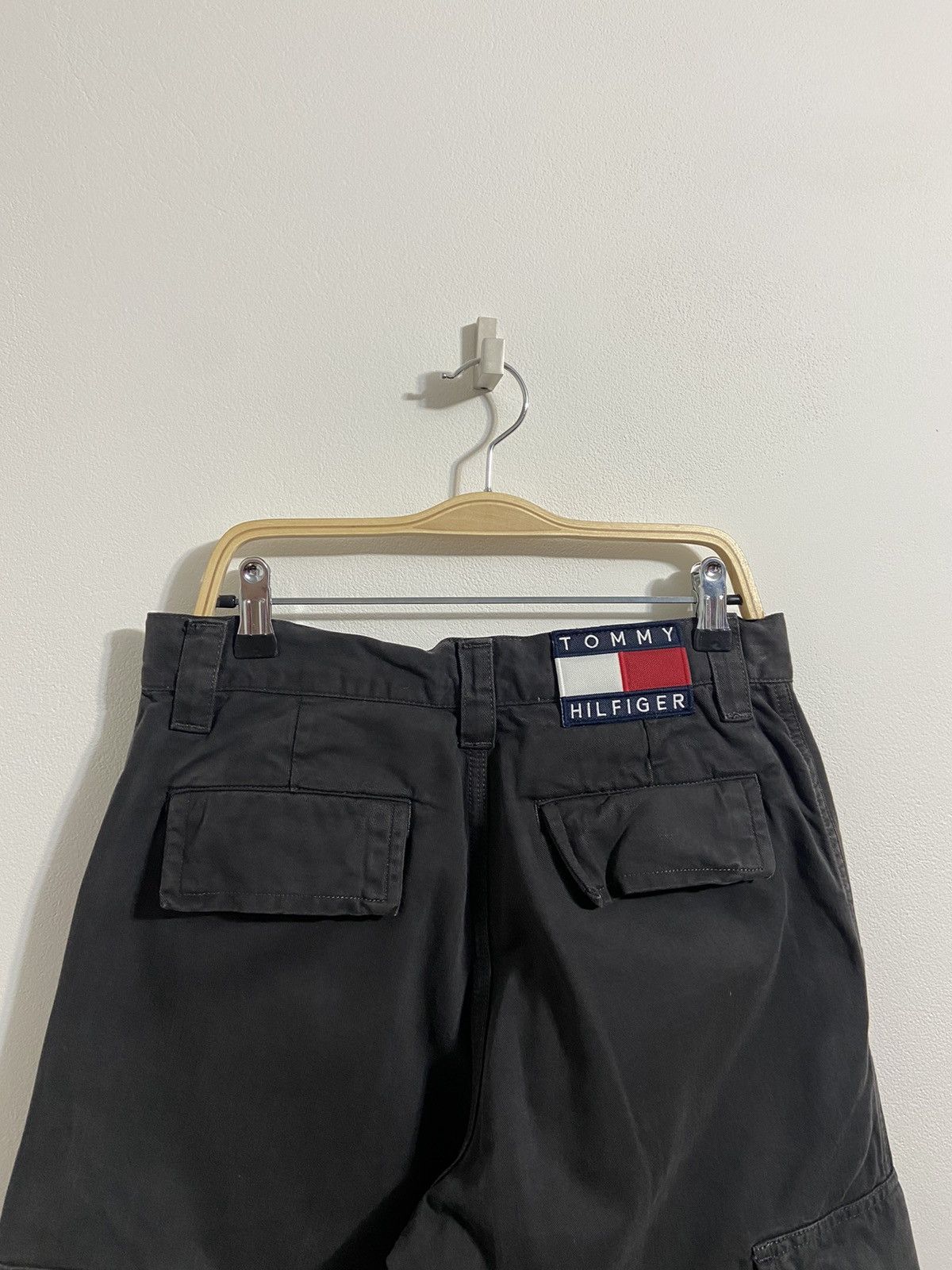 Tommy Hilfiger Tommy Hilfiger Cargo Pants Size US 29 - 2 Thumbnail