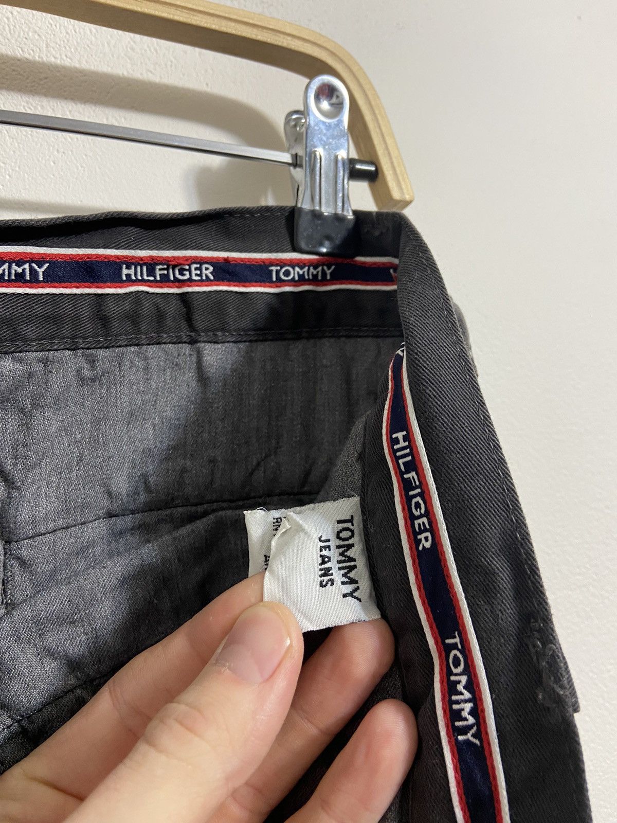 Tommy Hilfiger Tommy Hilfiger Cargo Pants Size US 29 - 21 Thumbnail